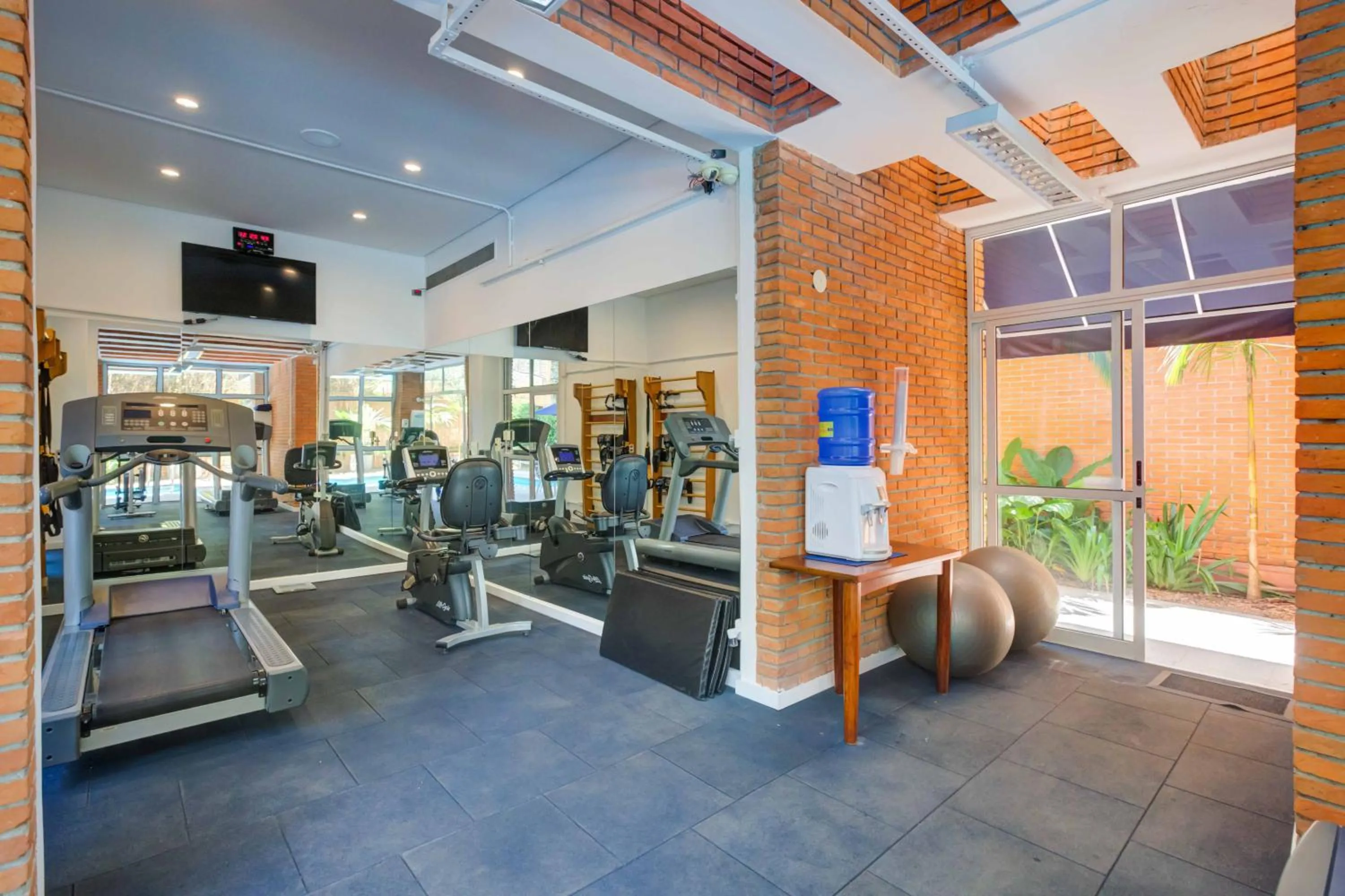 Fitness centre/facilities in Roomo Etoile GeorgeV Jardins Residencial