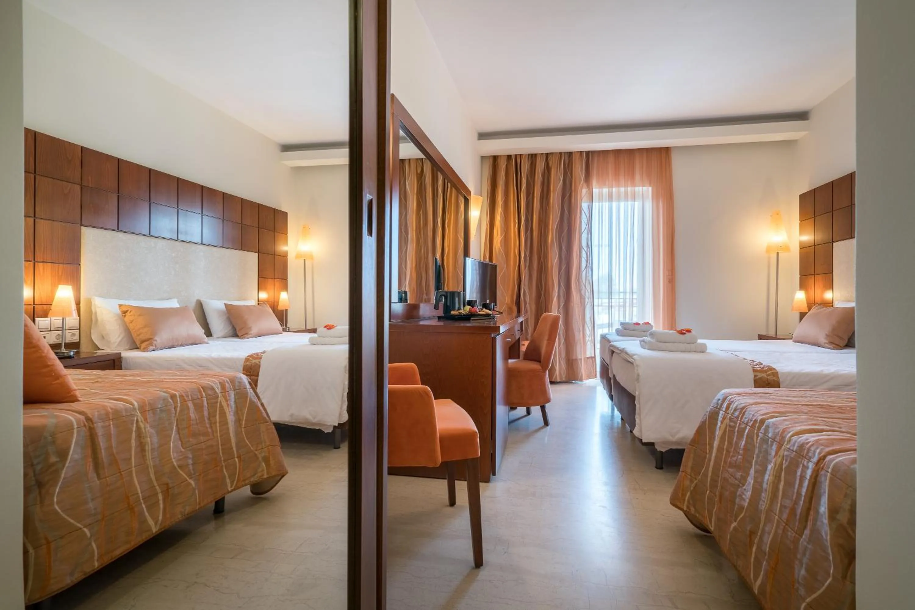 Bed in Zante Park Resort & Spa BW Premier Collection