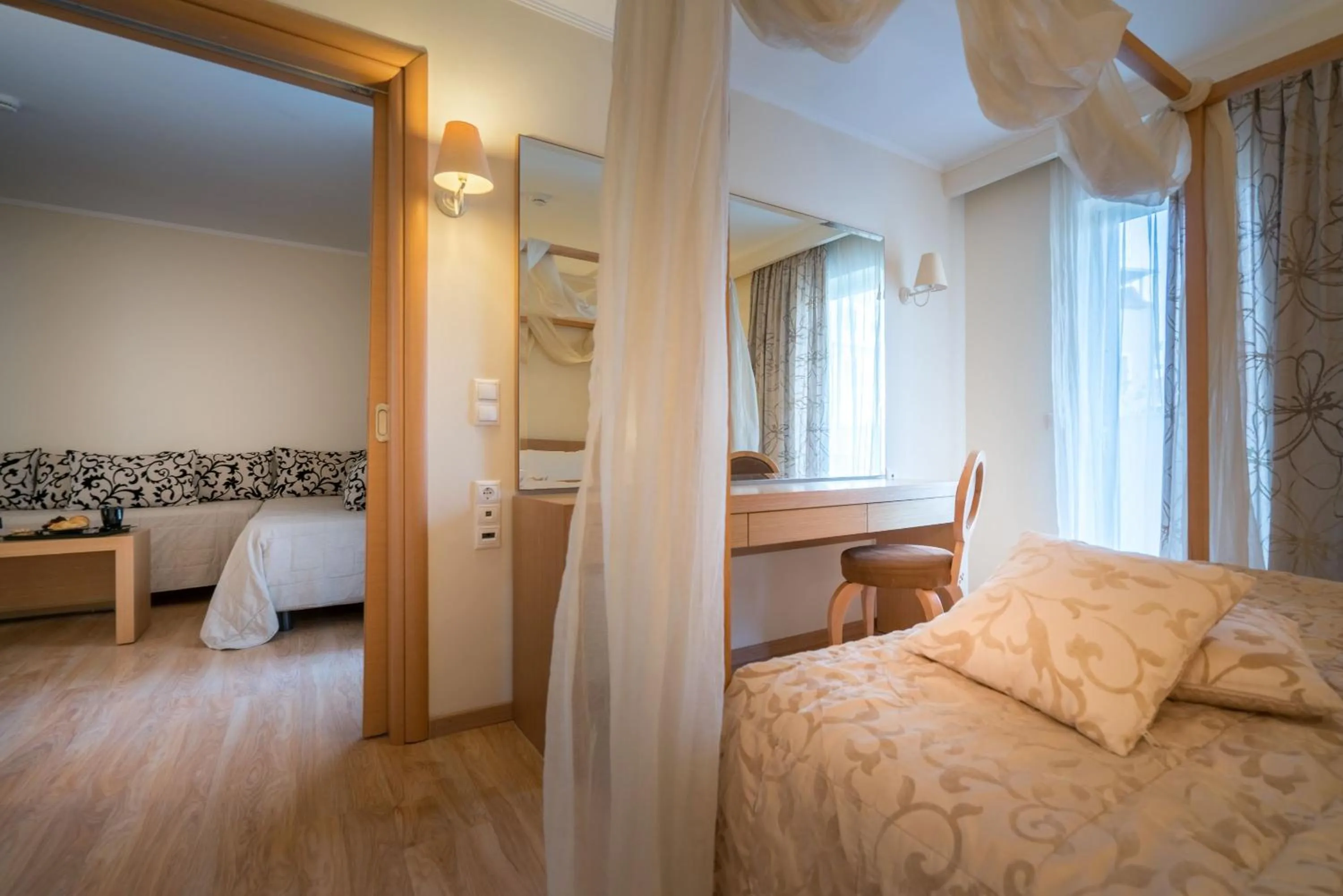 Bed in Galaxy Beach Resort BW Premier Collection