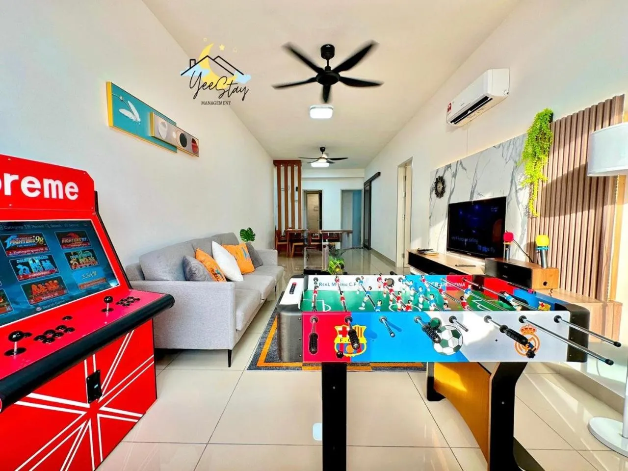 SeaView PoolView CityView BaliResidence Video game 5minJonker