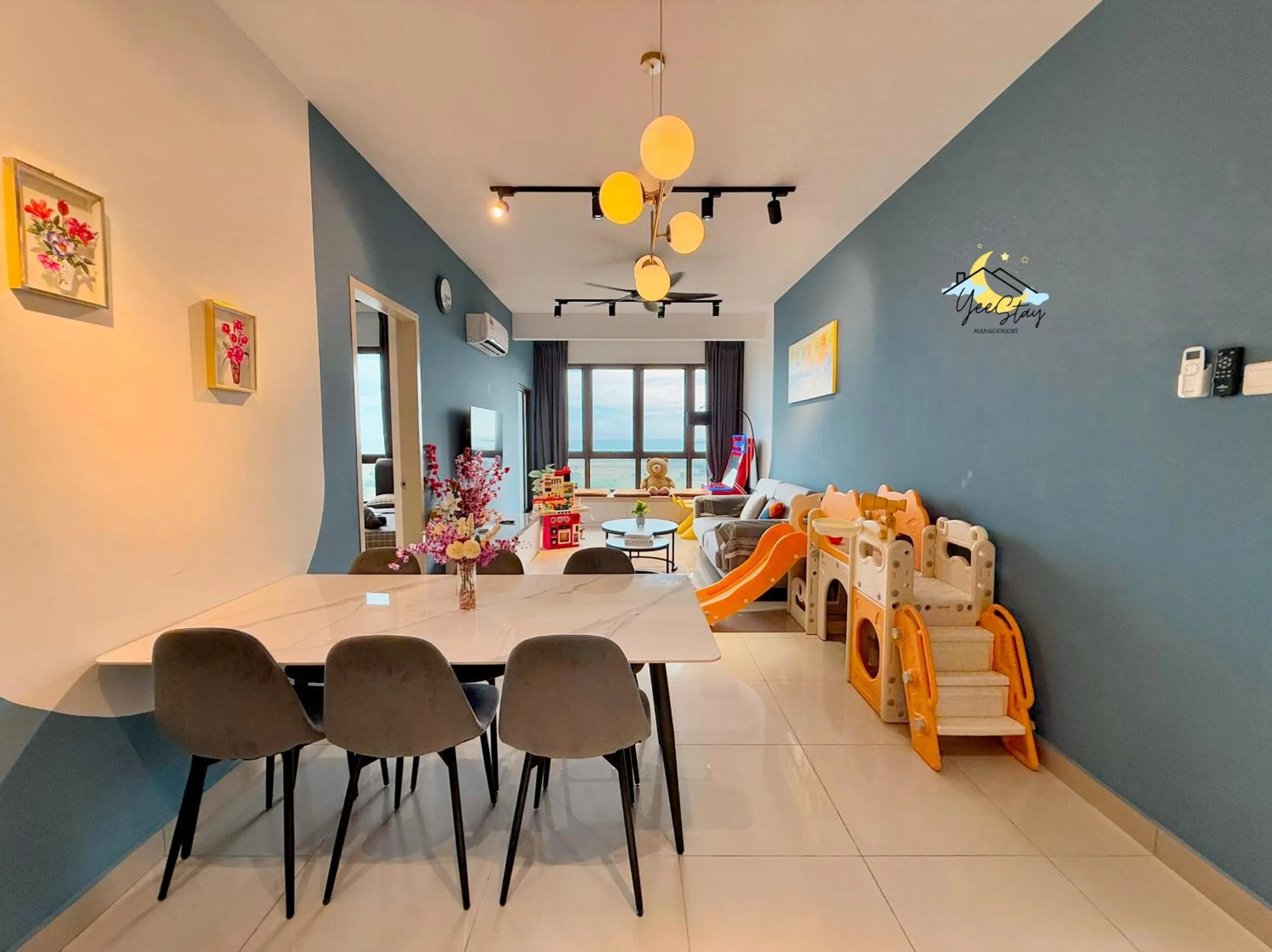 SeaView PoolView CityView BaliResidence Video game 5minJonker