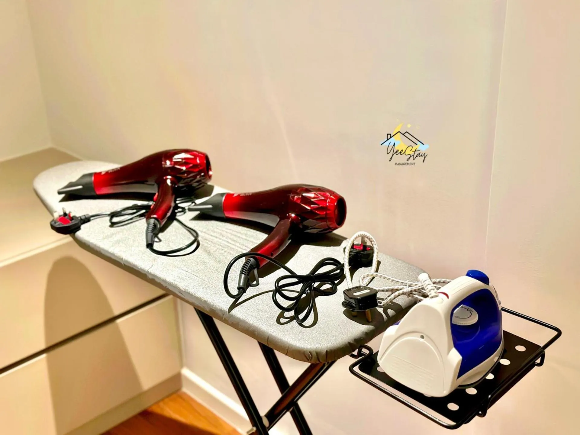 SeaView PoolView CityView BaliResidence Video game 5minJonker