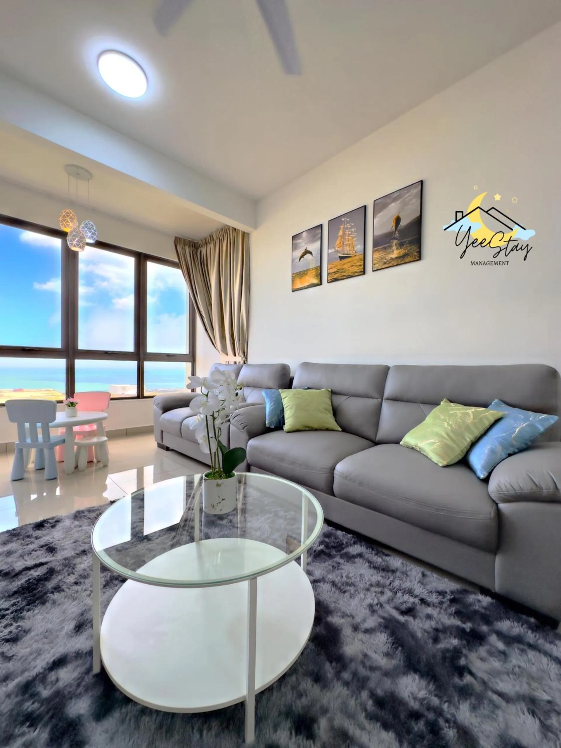 SeaView PoolView CityView BaliResidence Video game 5minJonker