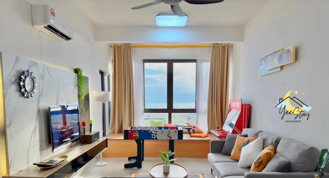 SeaView PoolView CityView BaliResidence Video game 5minJonker