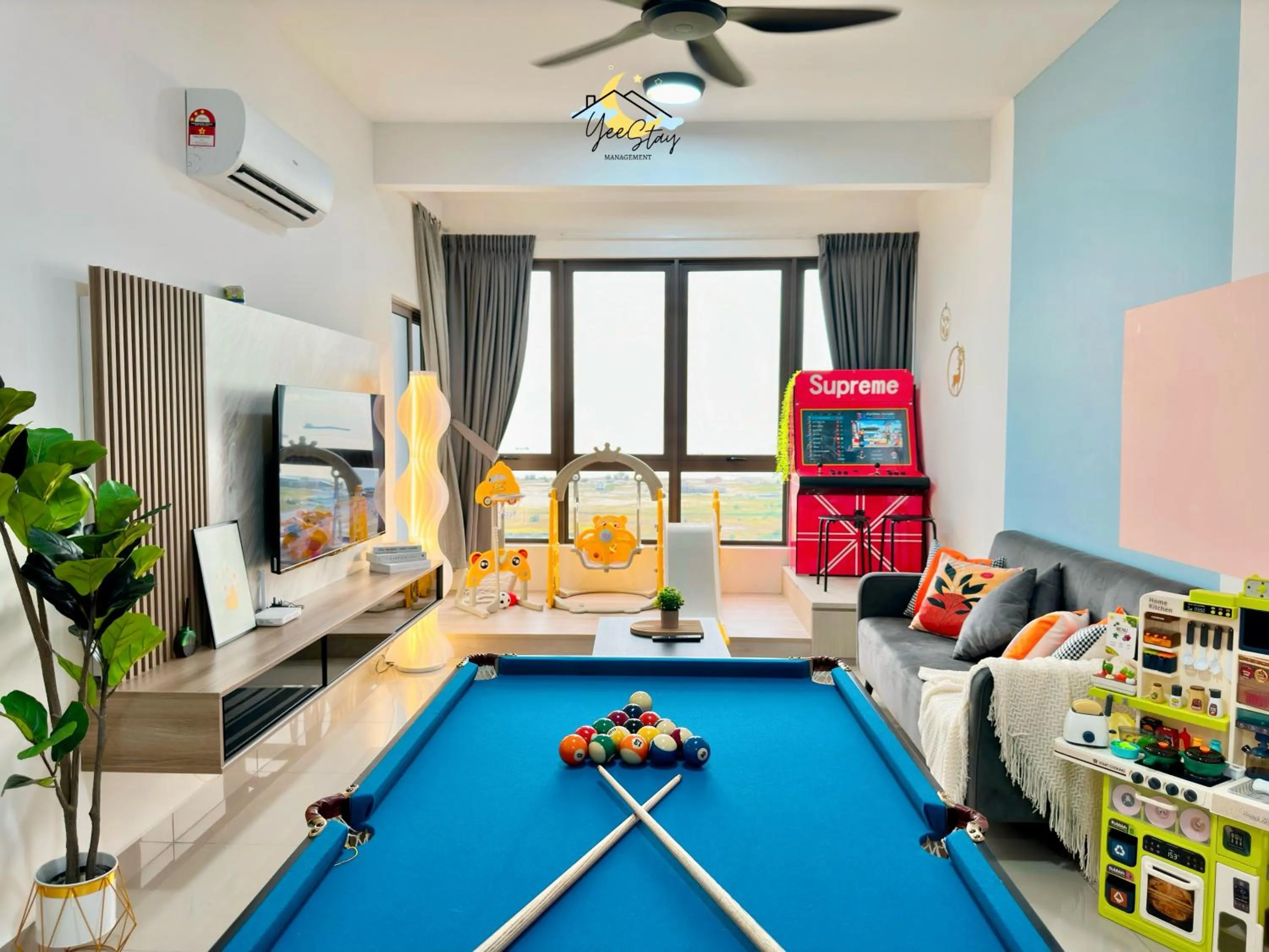 SeaView PoolView CityView BaliResidence Video game 5minJonker