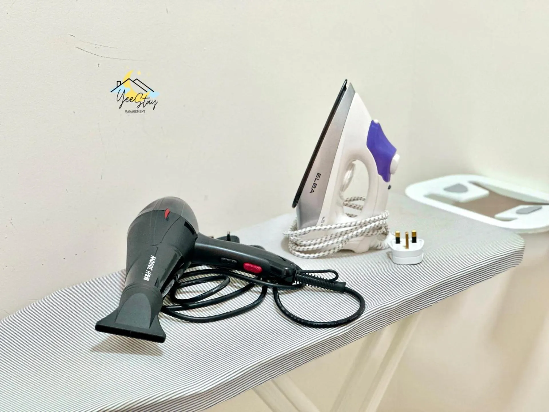 SeaView PoolView CityView BaliResidence Video game 5minJonker