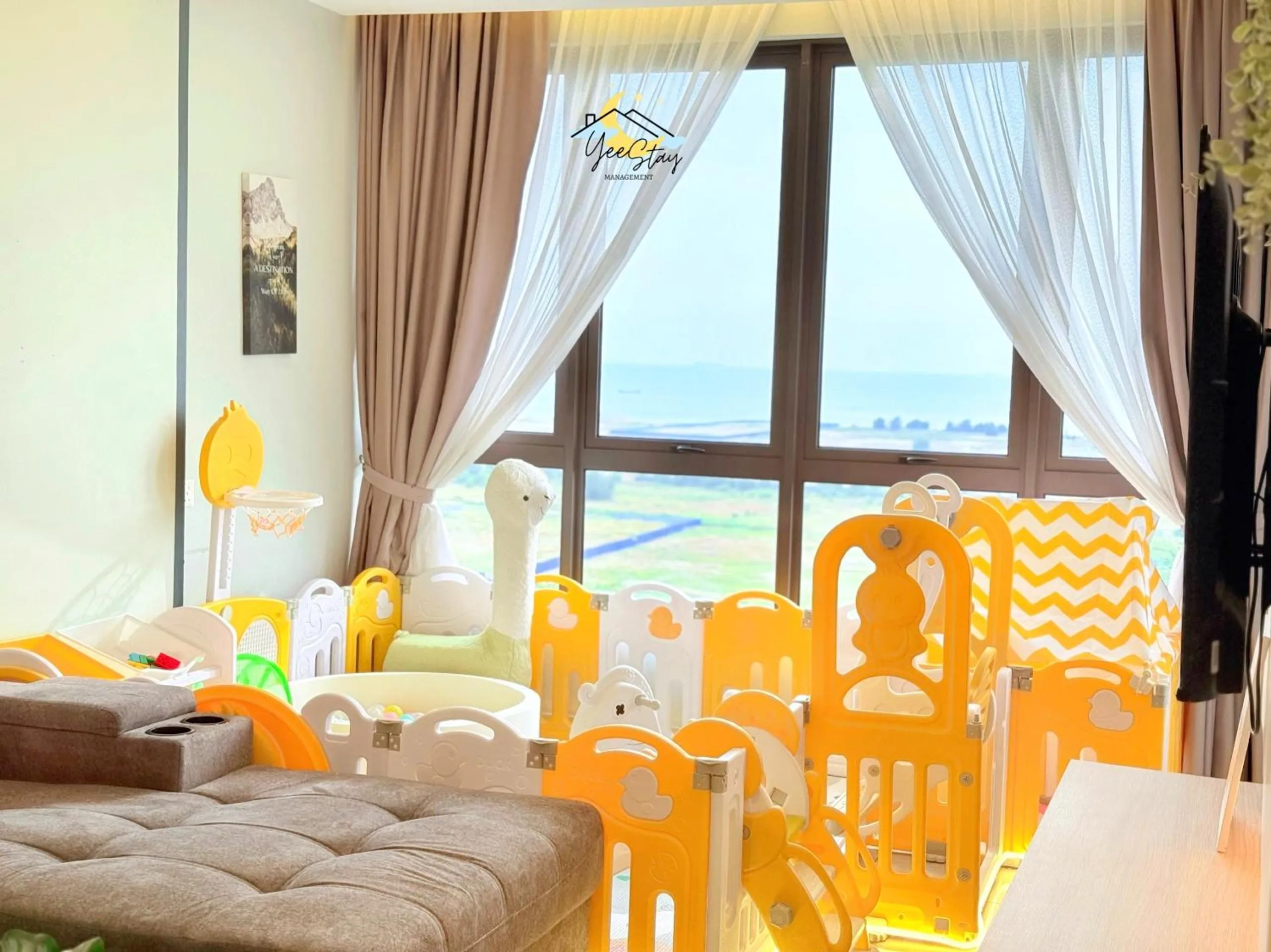 SeaView PoolView CityView BaliResidence Video game 5minJonker