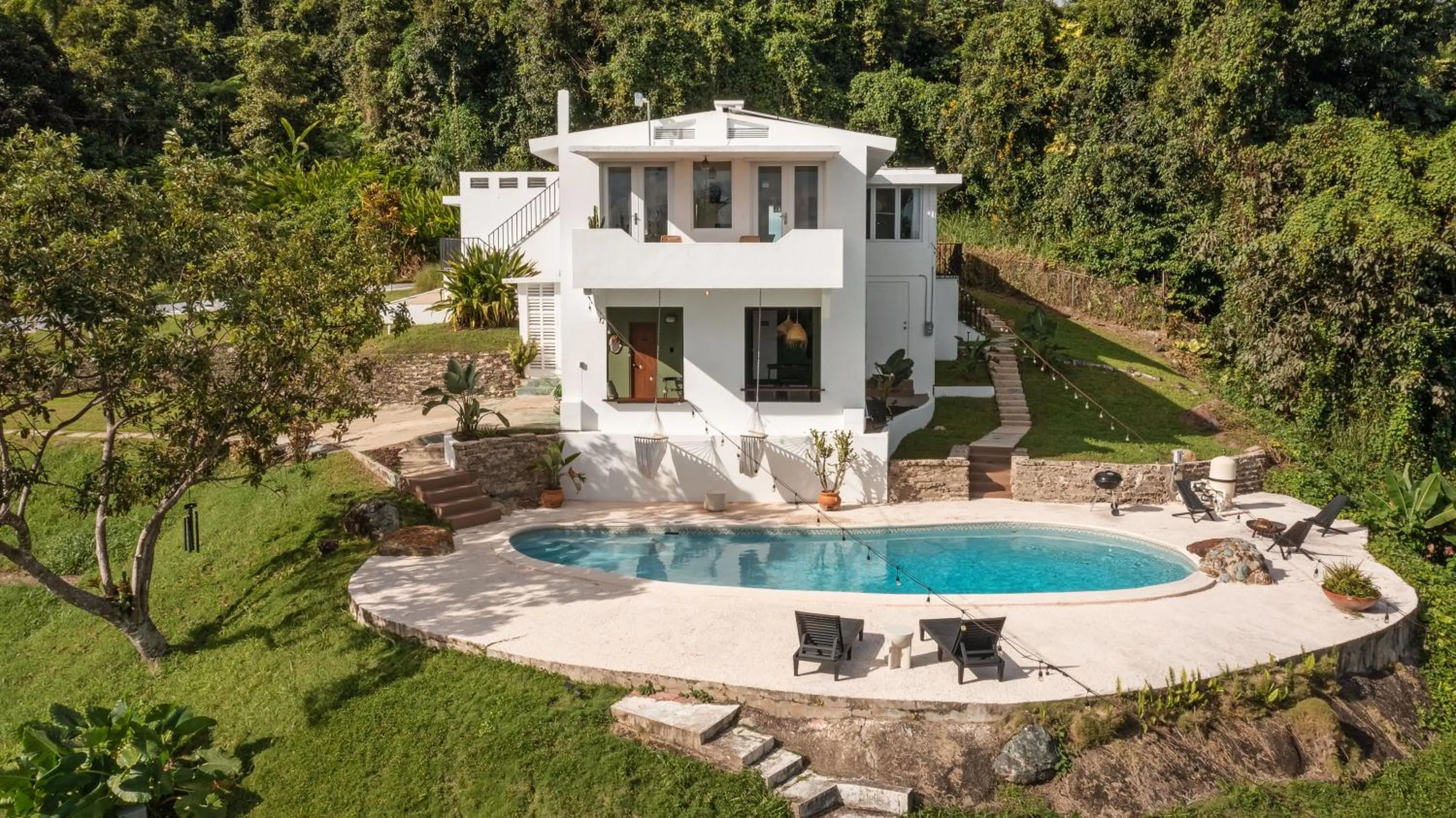 Property building in WALD HAUS by DW