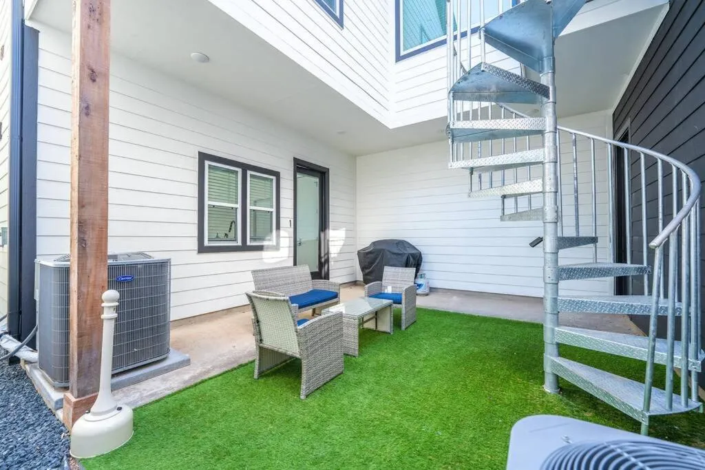 BBQ facilities in The Right Studio @ East Downtown