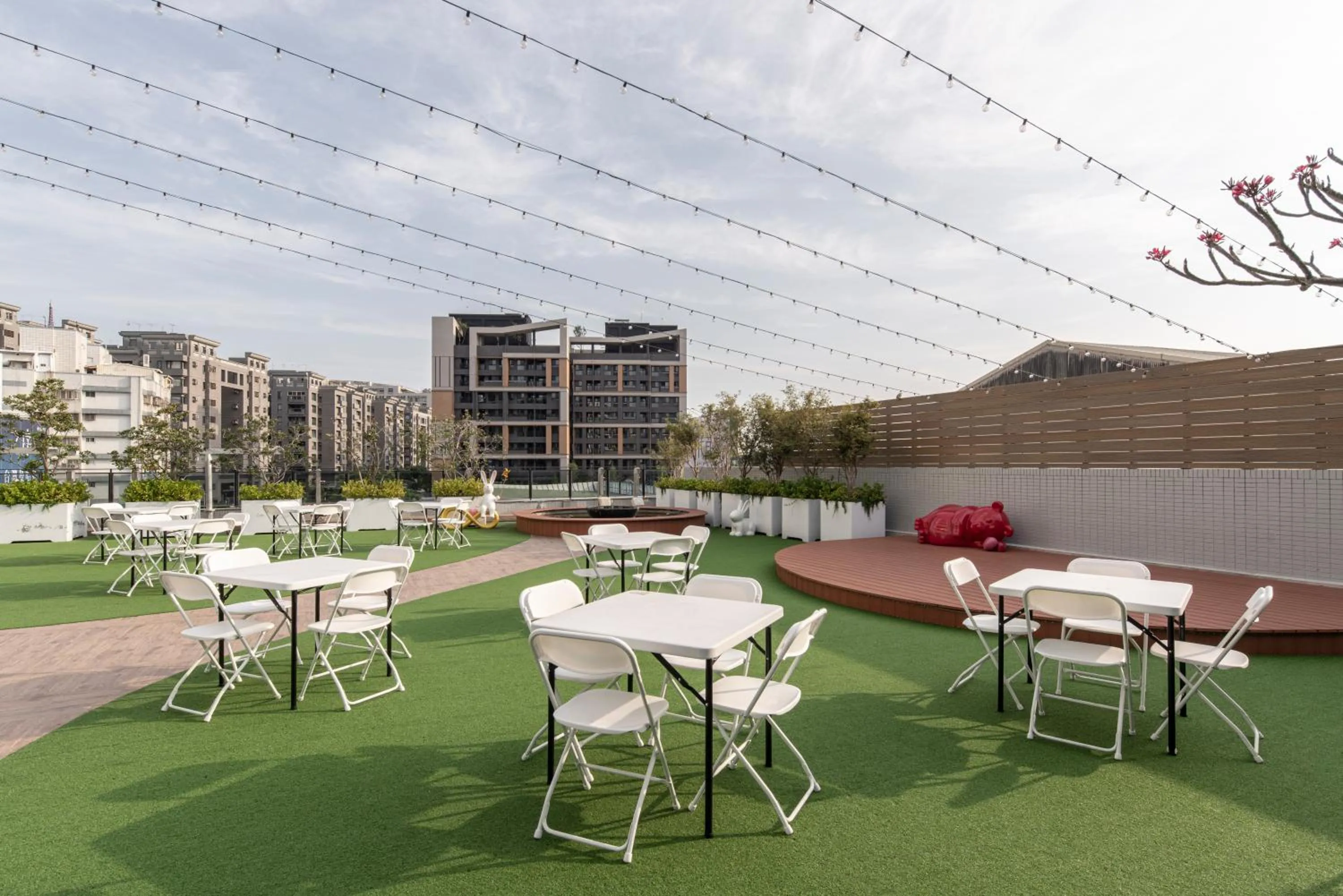 Patio in In Joy Hotel