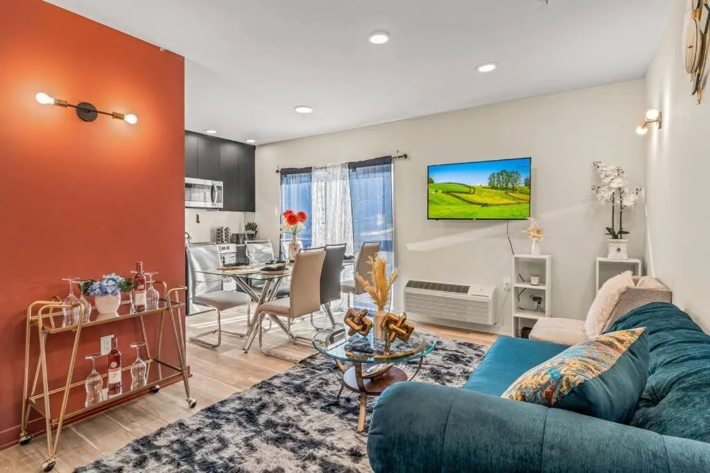 TV and multimedia in Pure Relaxation-Luxury/Roof Top*