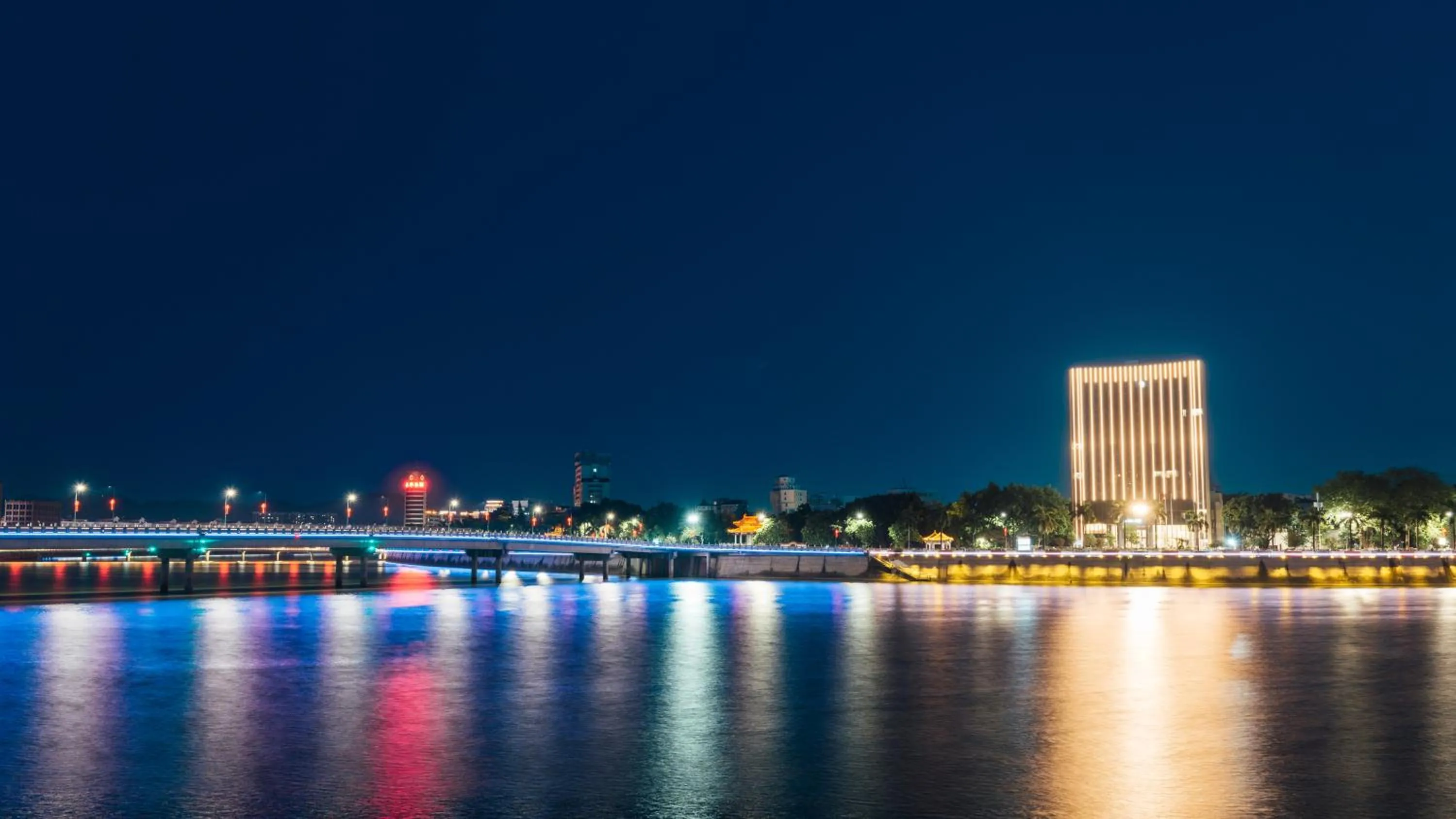 White Swan Guest House MeiZhou