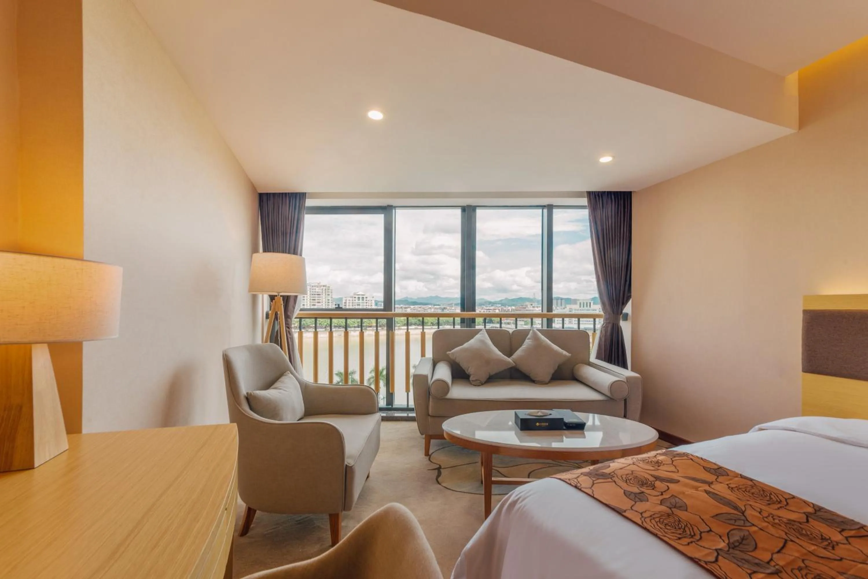 Bed in White Swan Guest House MeiZhou