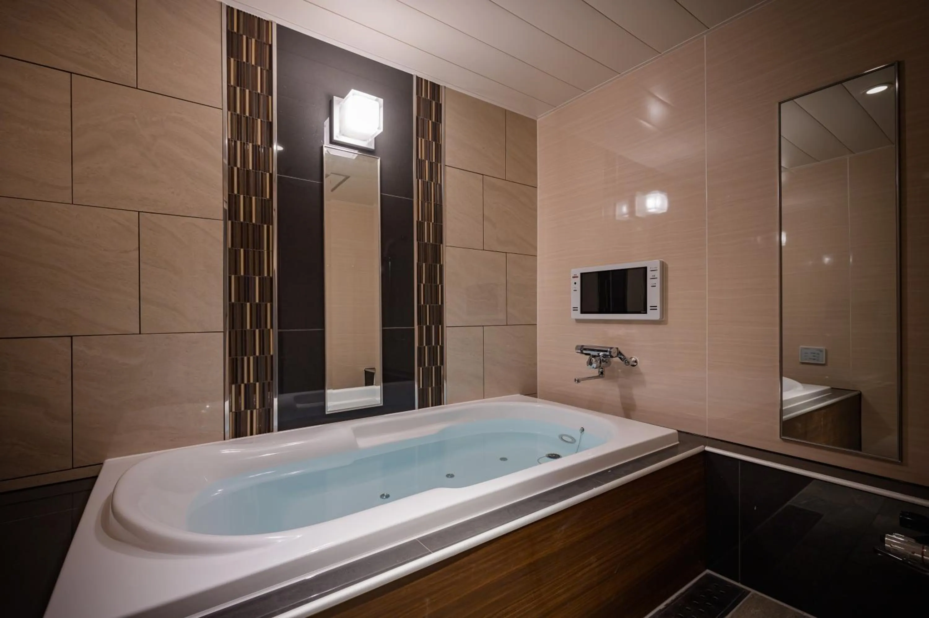 Shower in HOTEL STAR RESORT aroma