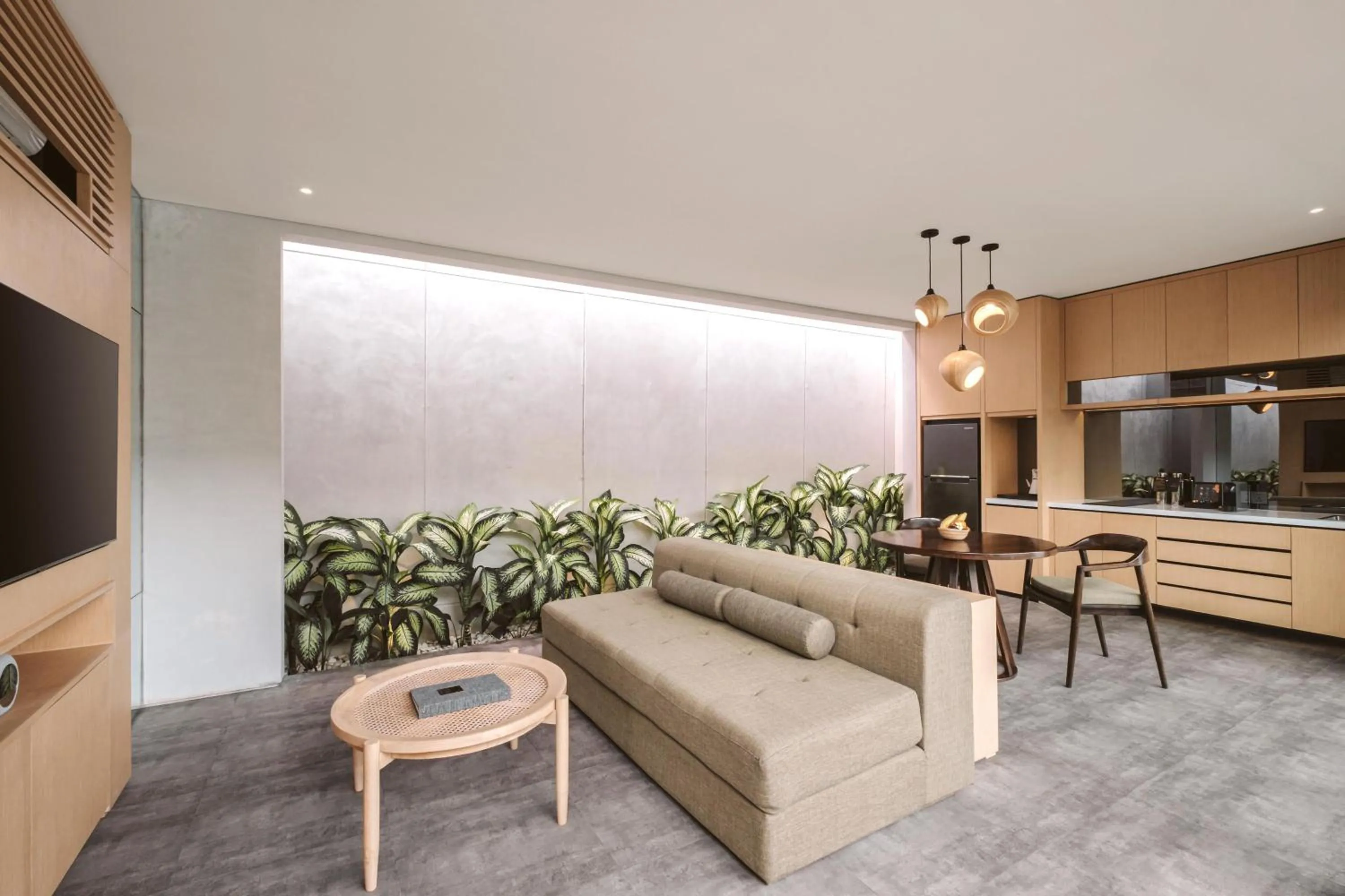 Communal lounge/ TV room in INSPIRA Seminyak