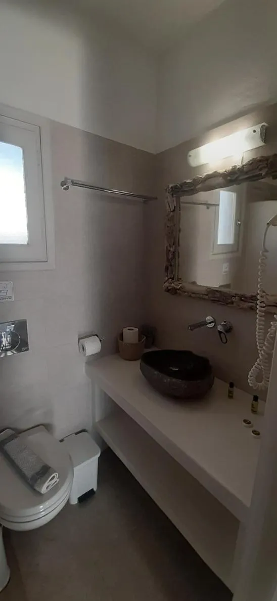 Toilet in Ioanna Apartments