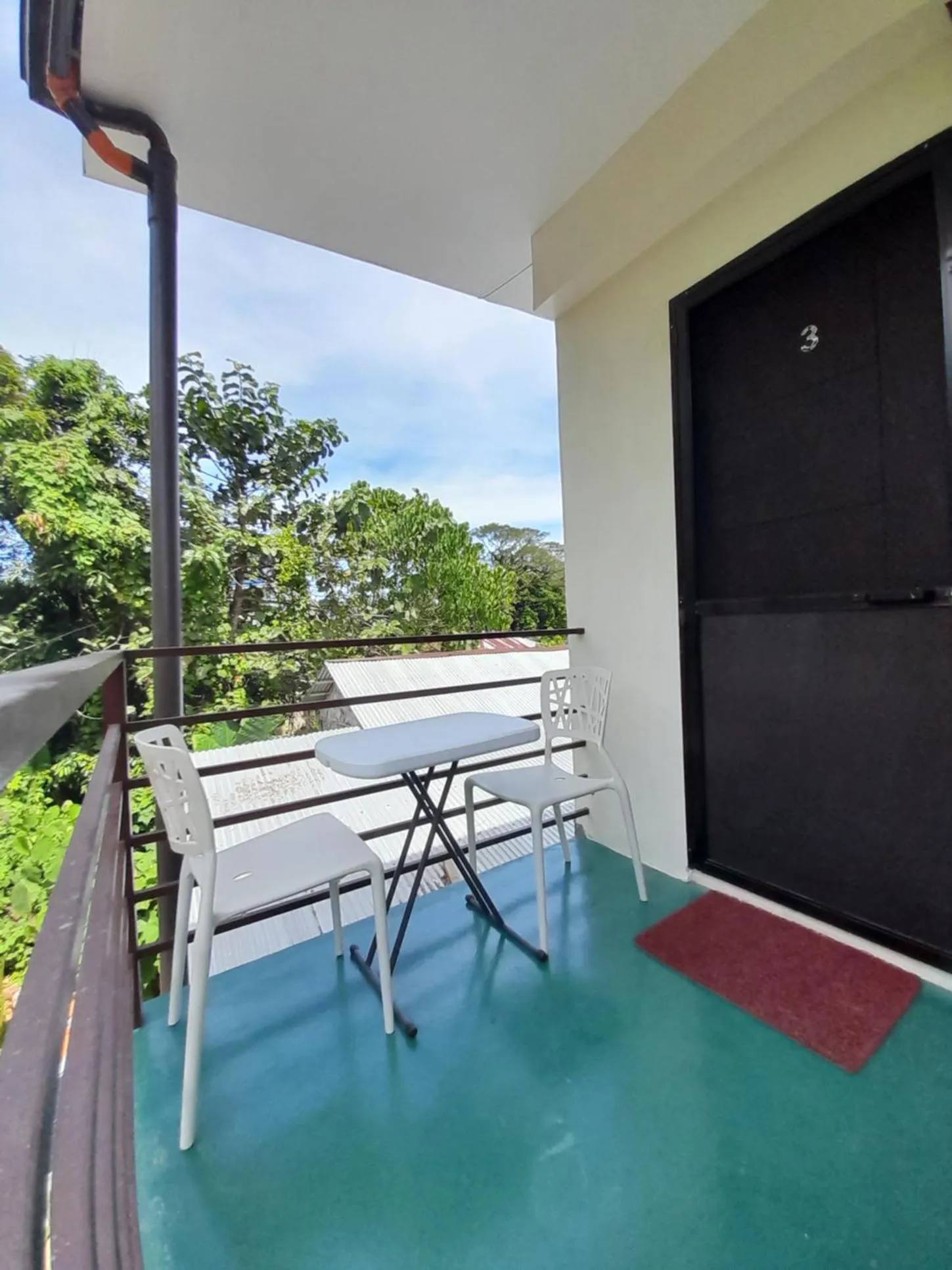Double Room with Balcony in Palawan Residence
