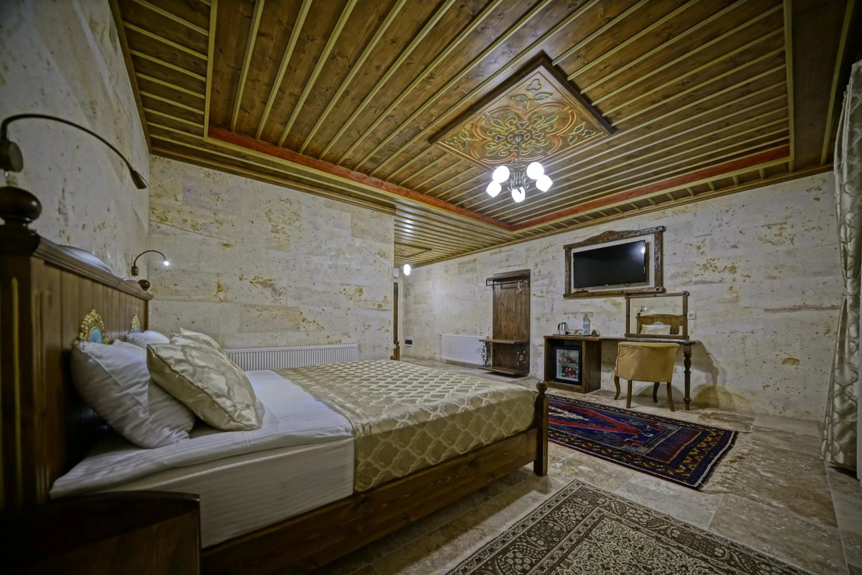 Photo of the whole room, Bed in Zultanite Cappadocia Hotel