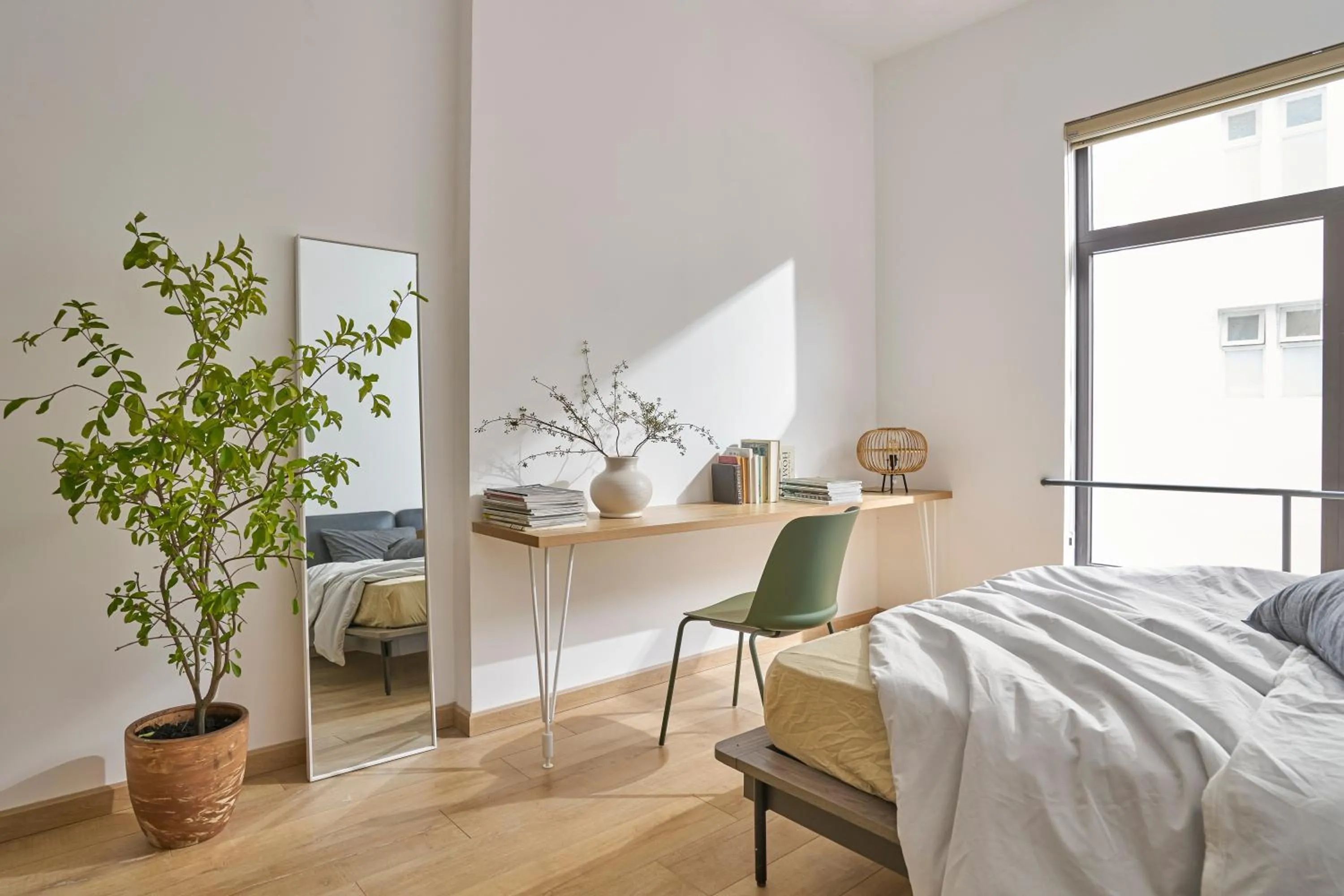 Bed in Express by M Village Nguyễn Du