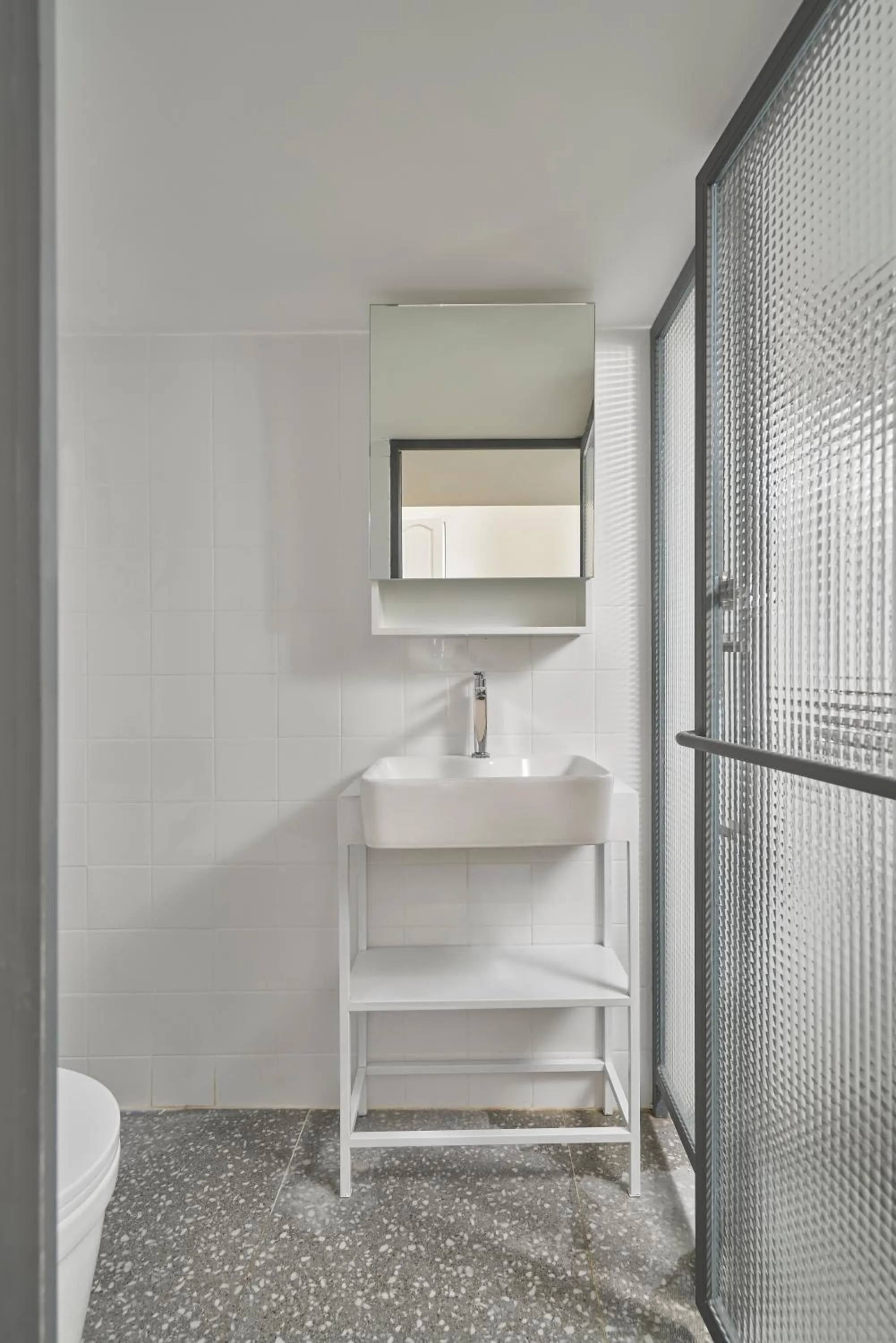 Shower in Express by M Village Nguyễn Du