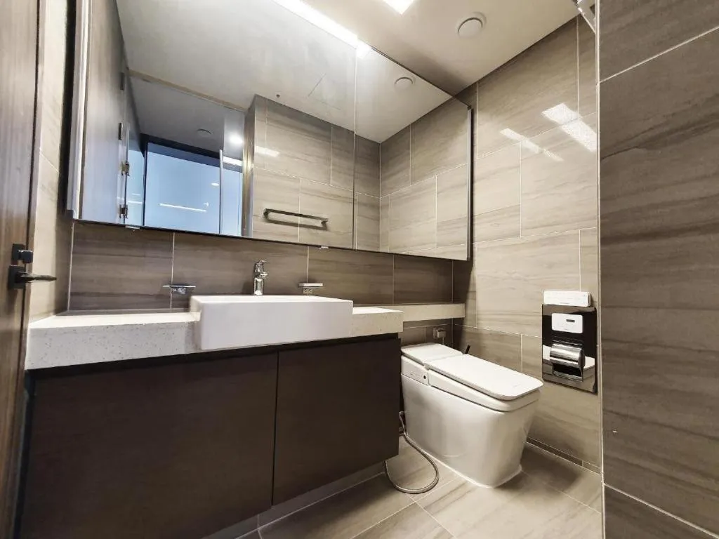 UH FLAT Signature DAEGU