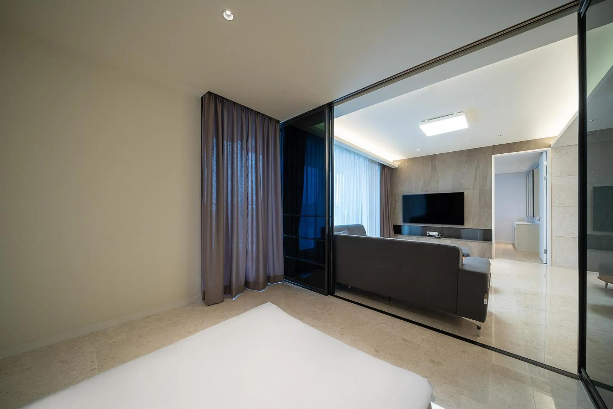 Bed in UH FLAT Signature DAEGU