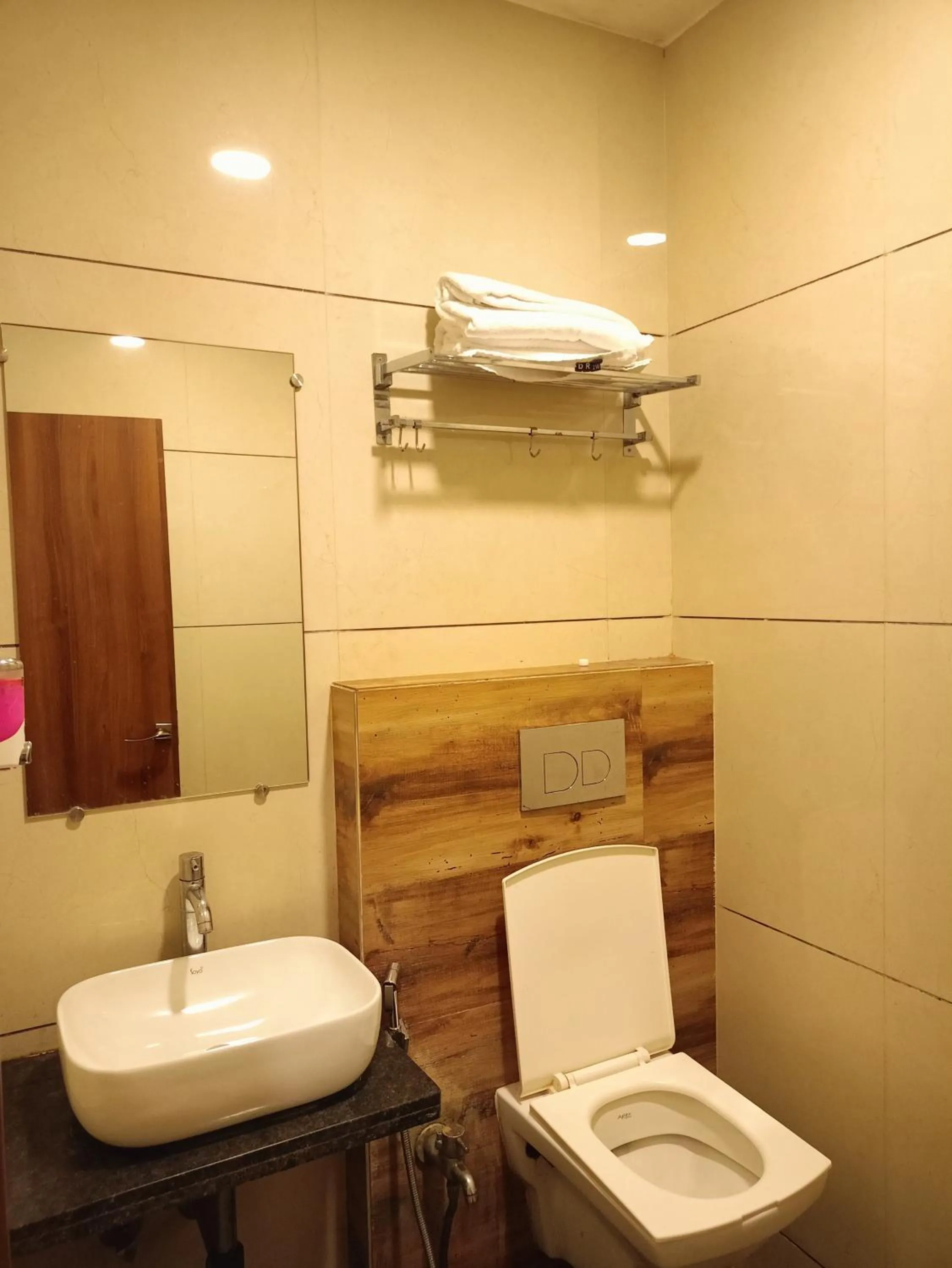 Toilet in Hotel Dream Inn Thane