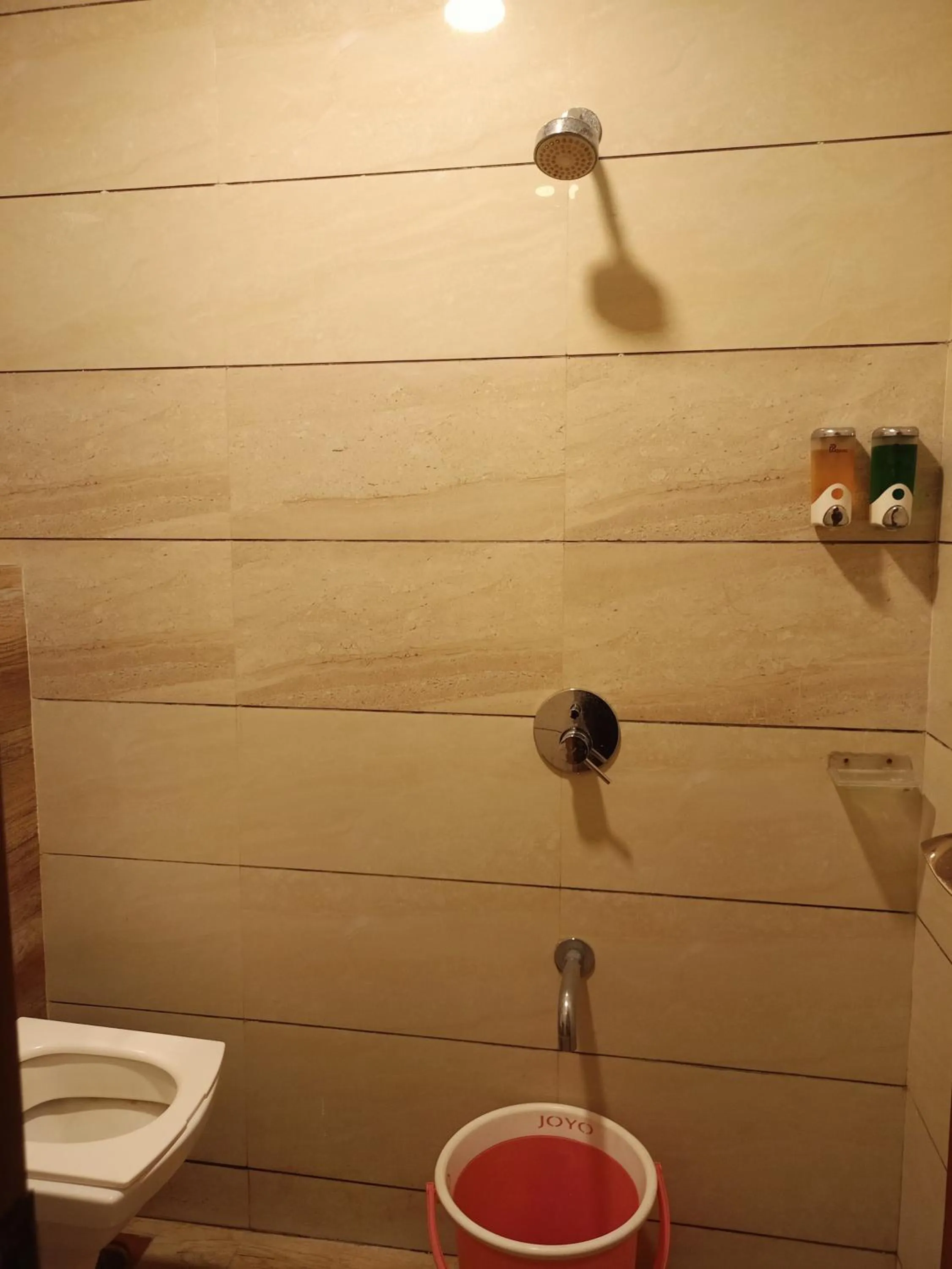 Bathroom in Hotel Dream Inn Thane