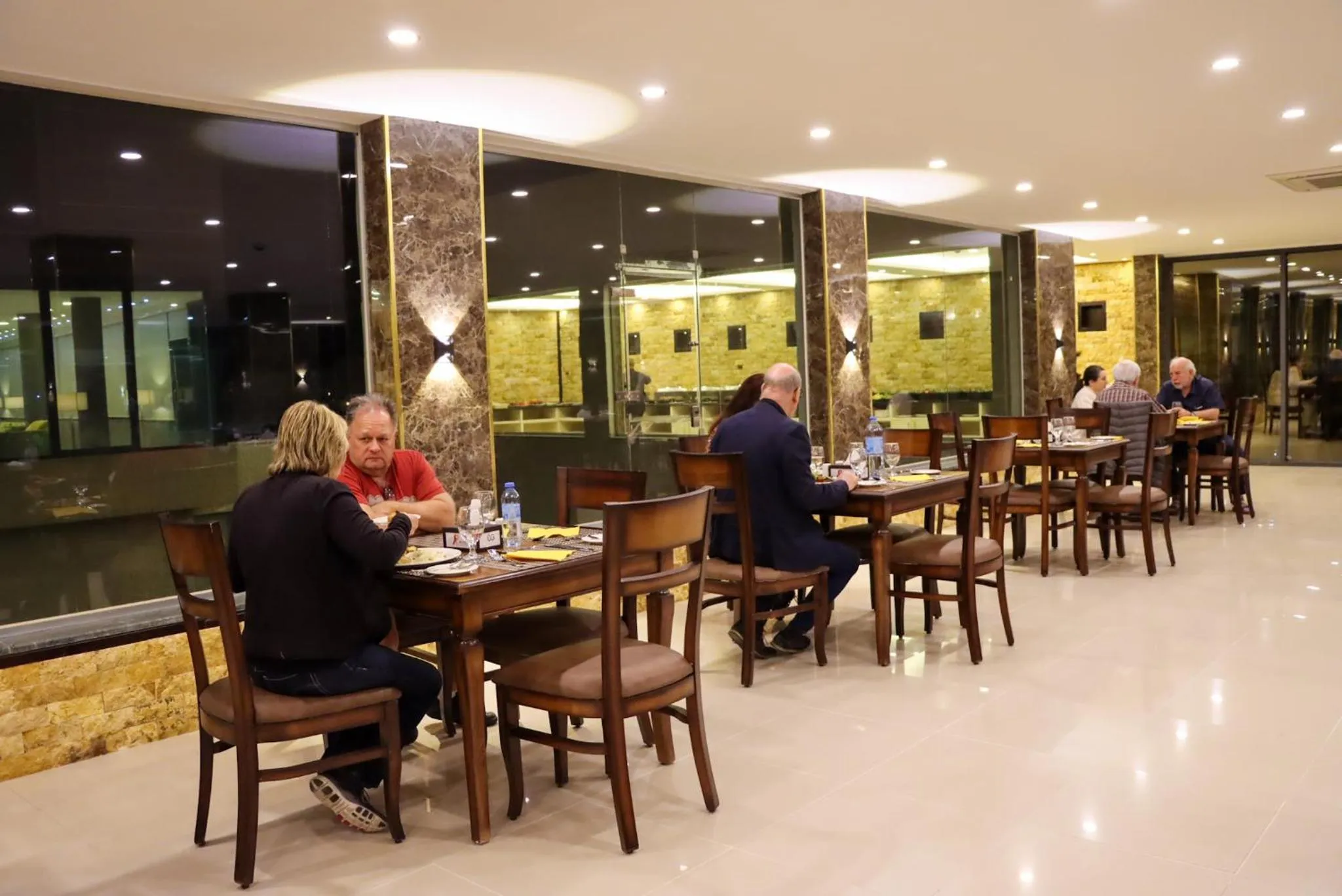 Restaurant/places to eat in The RN Hotels