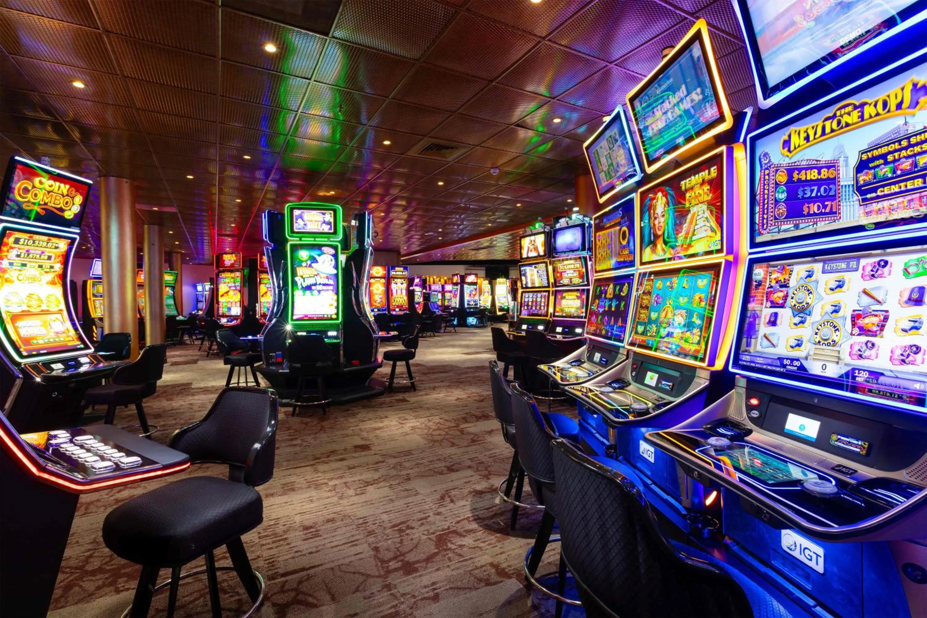 Casino in Royal Islander Club Resort La Plage