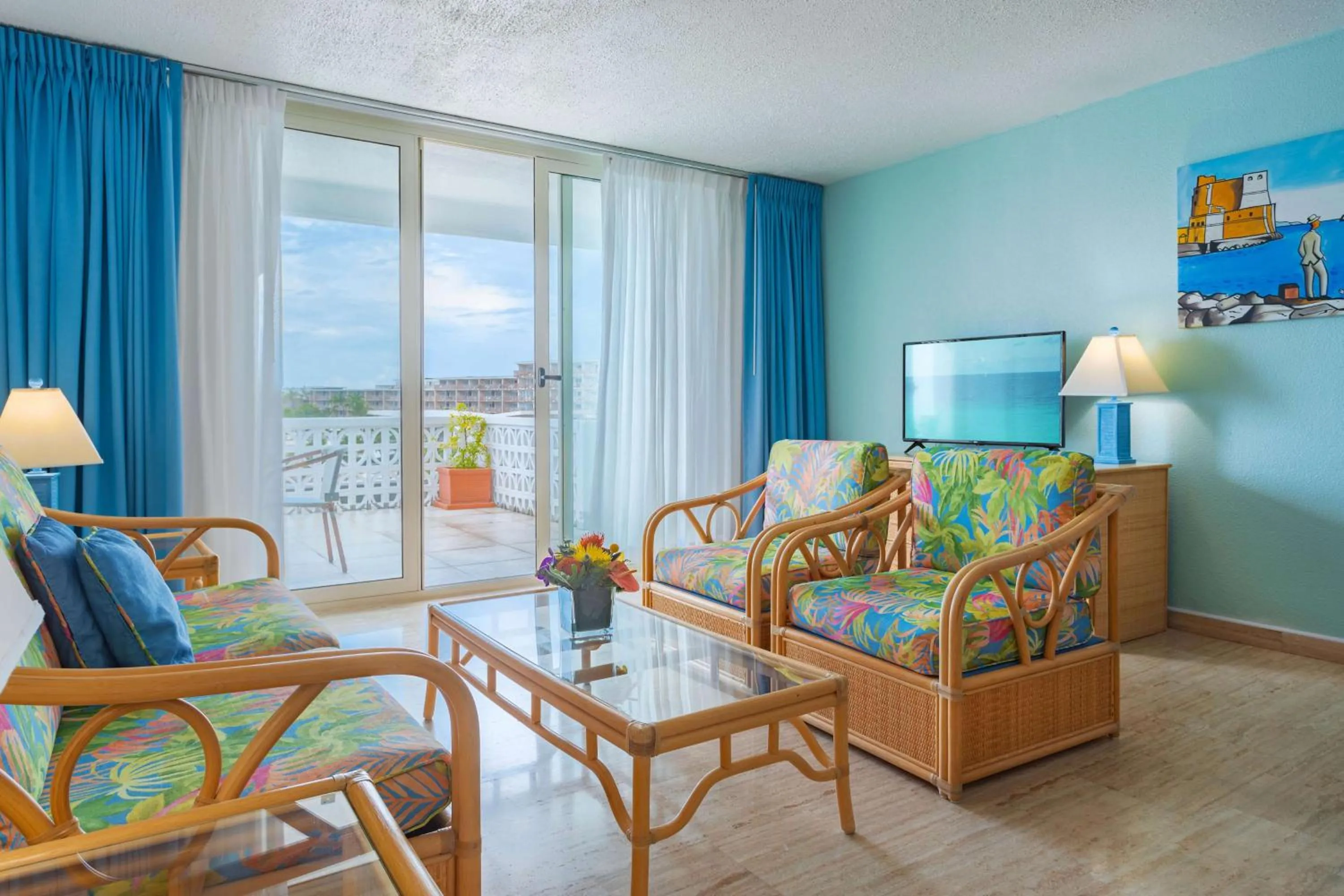 Photo of the whole room in Royal Islander Club Resort La Plage