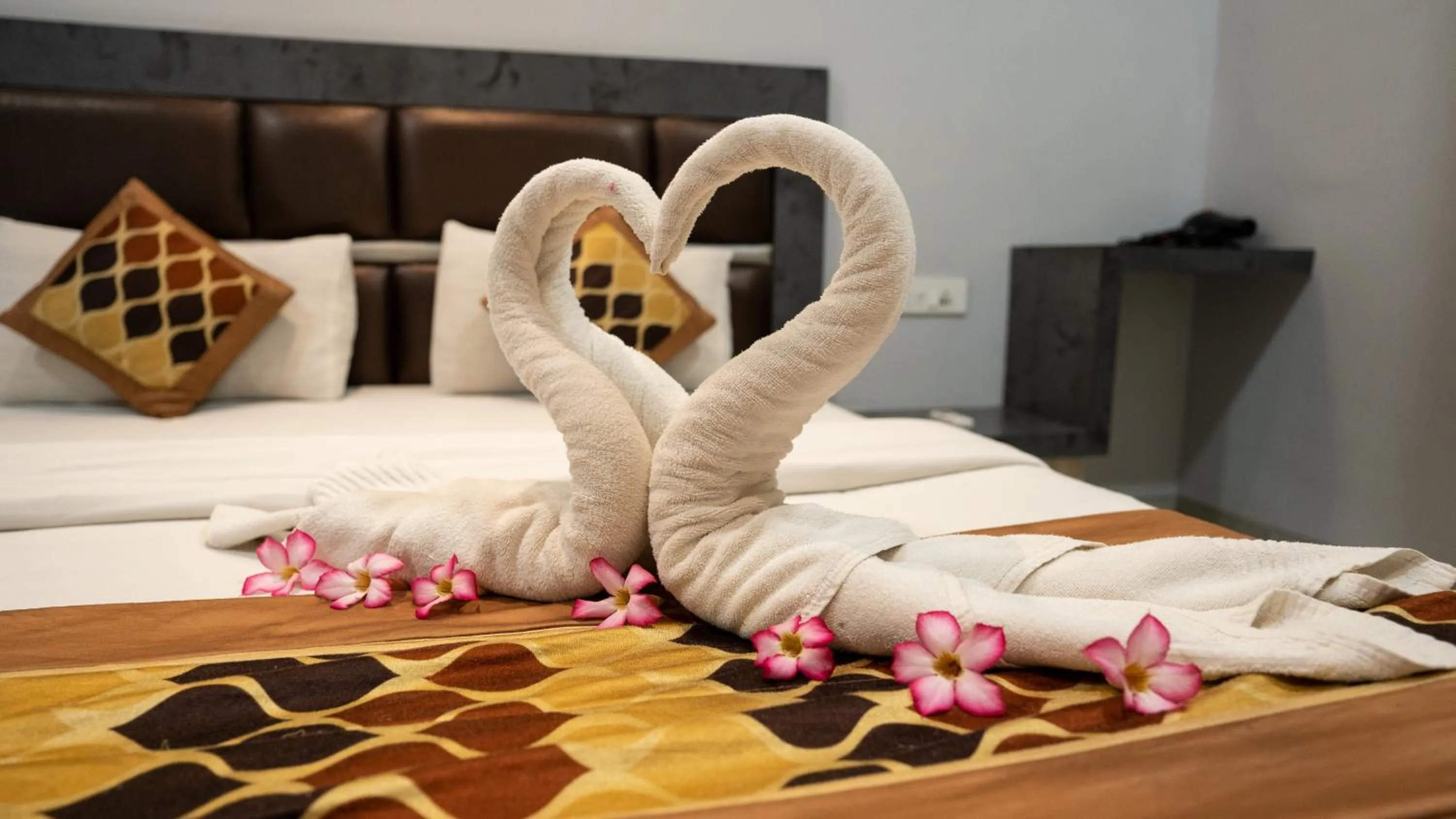 Bedroom, Bed in Ruturaj Inn Alibag