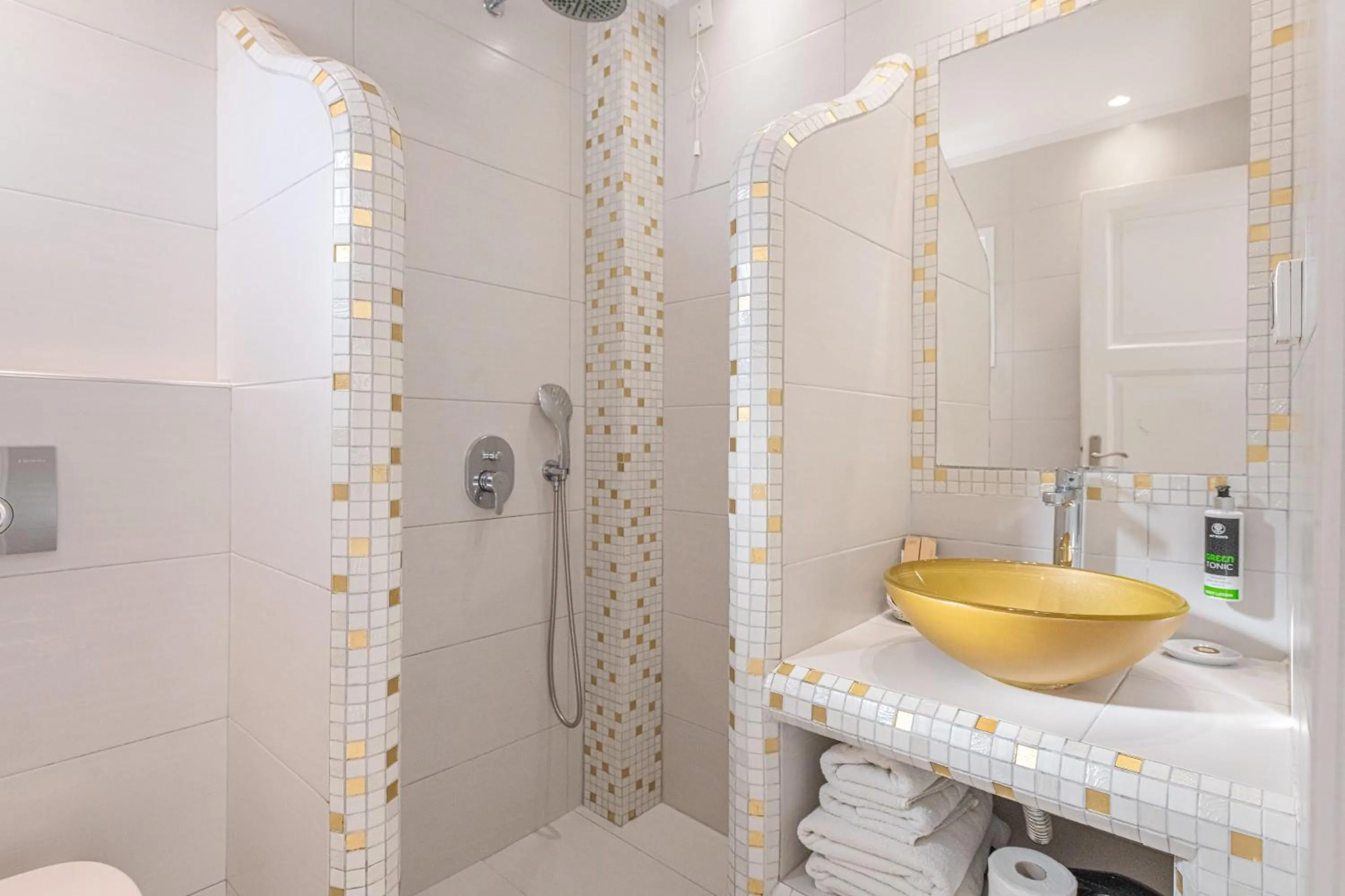 Reverie Santorini Hotel