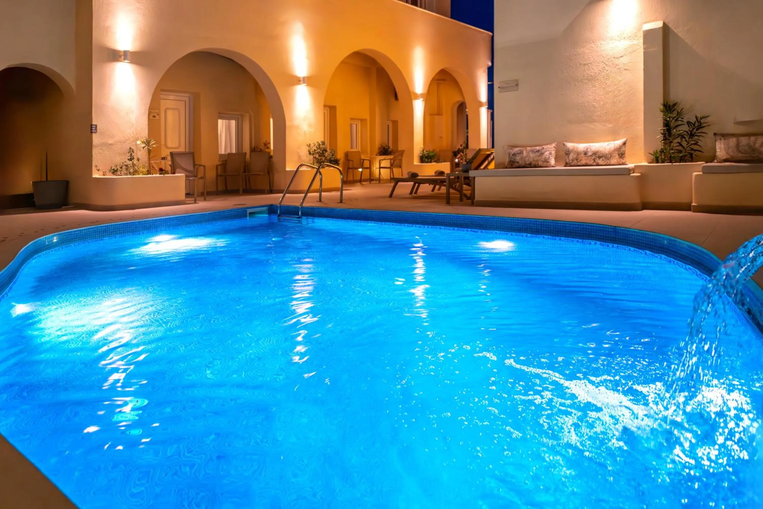 Pool view in Reverie Santorini Hotel
