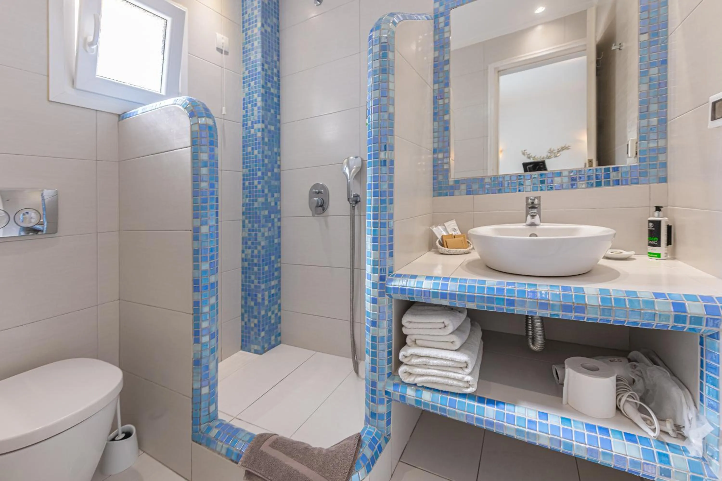 Bathroom in Reverie Santorini Hotel