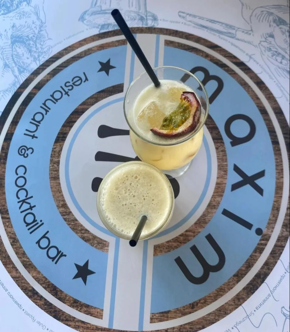 Restaurant/places to eat in Castro Hotel