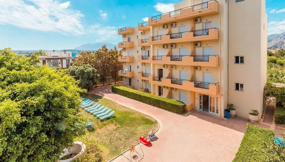 Property building in Castro Hotel