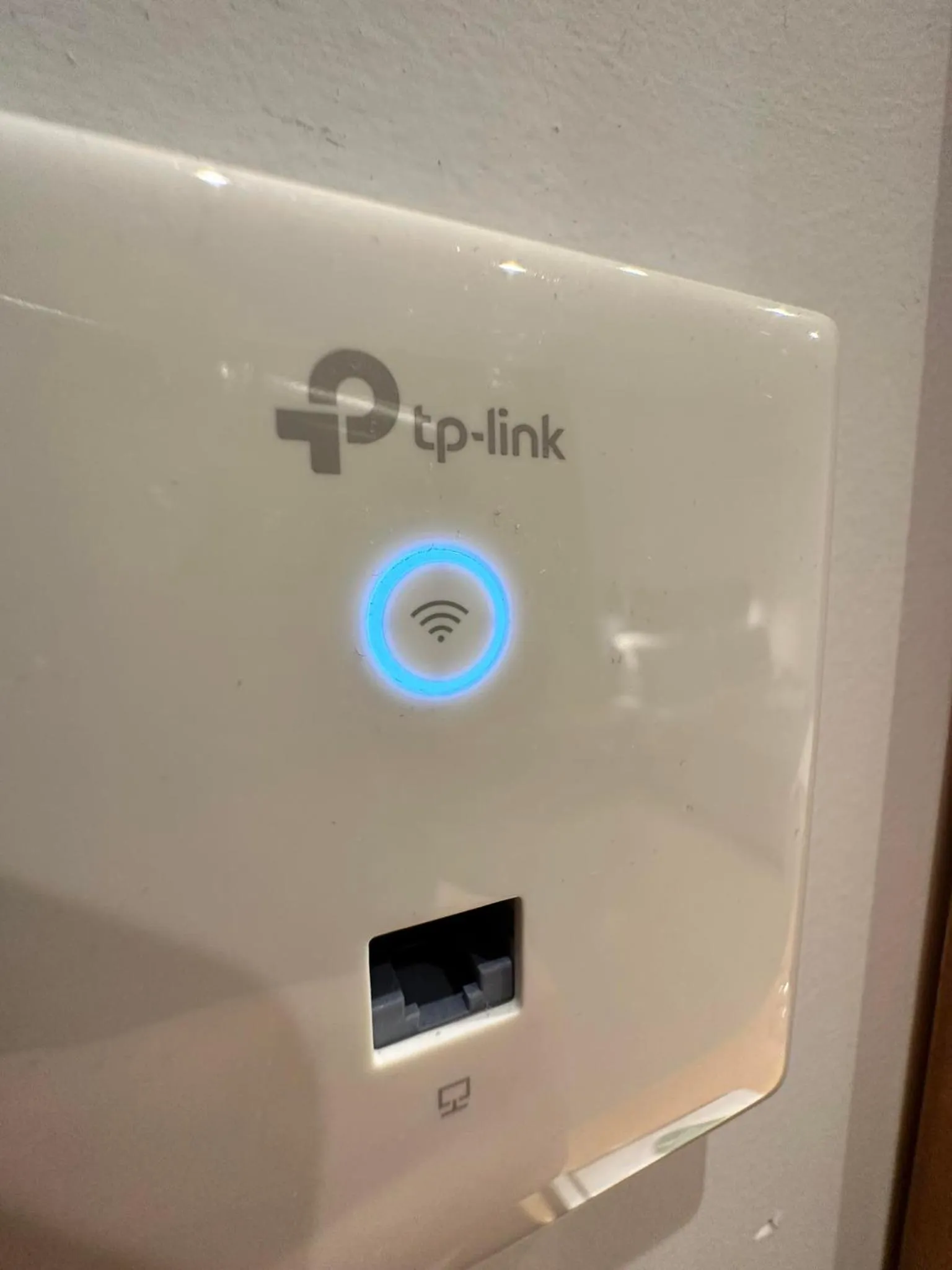 locker in Castro Hotel