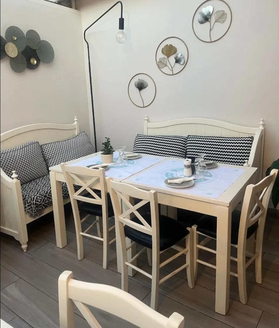 Property building in Castro Hotel