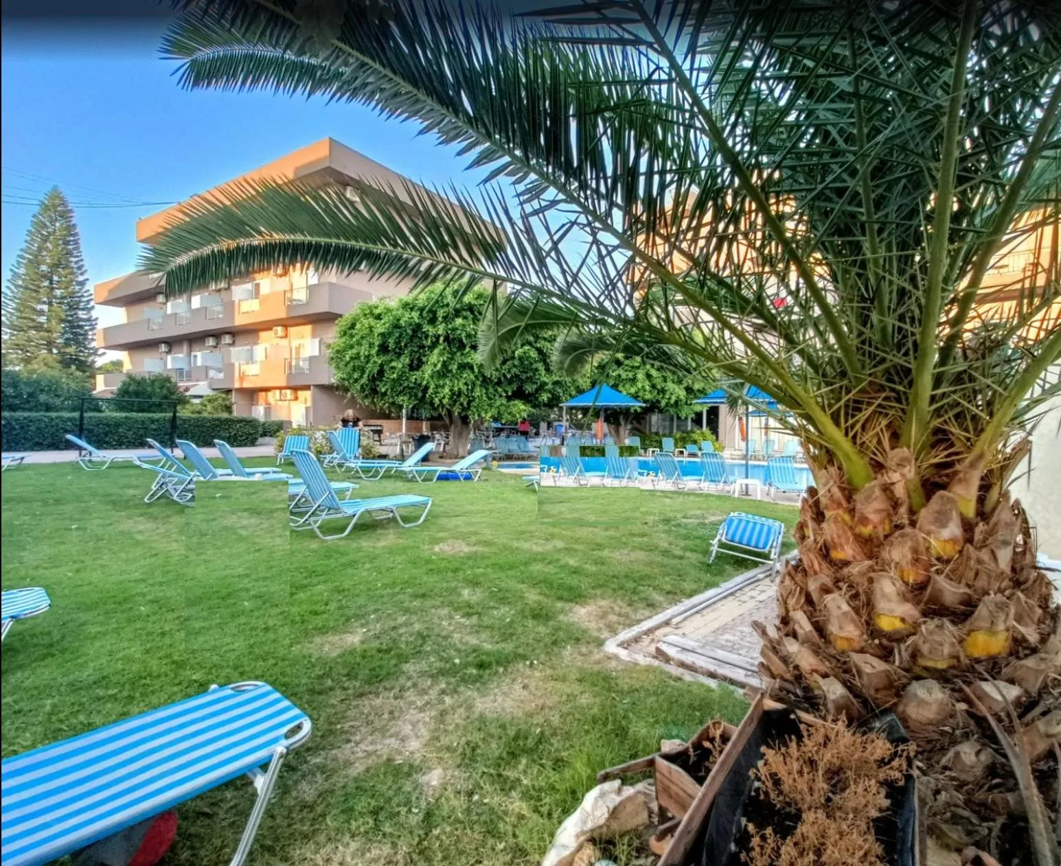 Property building in Castro Hotel