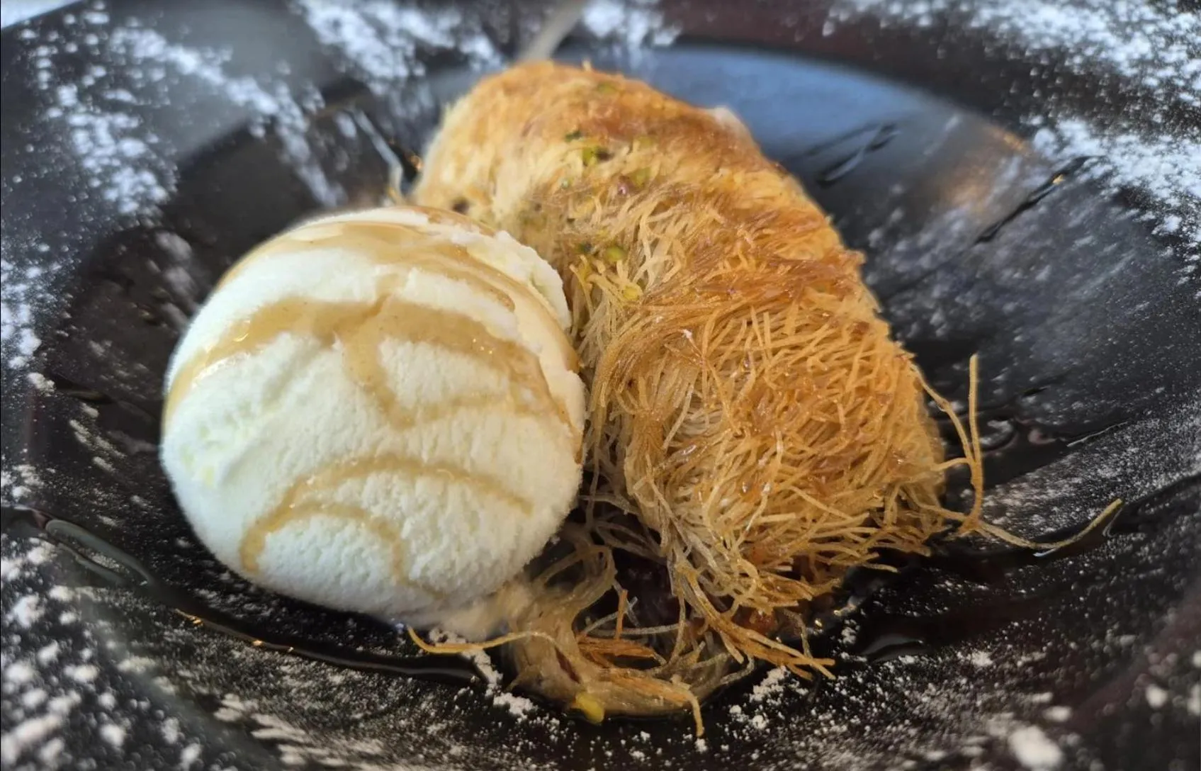 Restaurant/places to eat in Castro Hotel