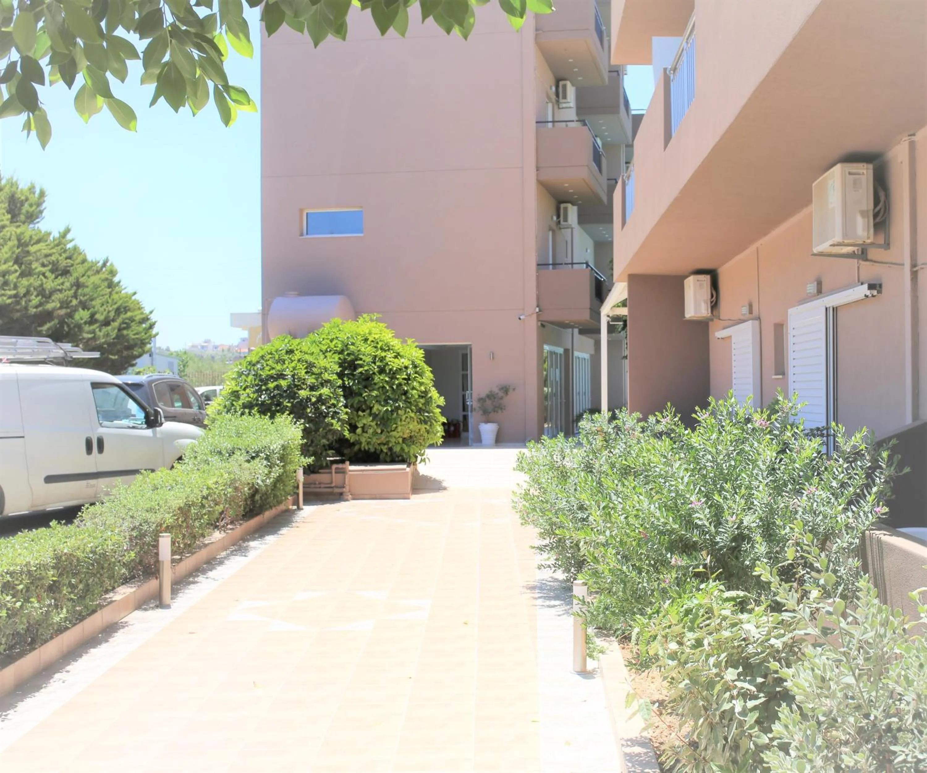 Property building in Castro Hotel