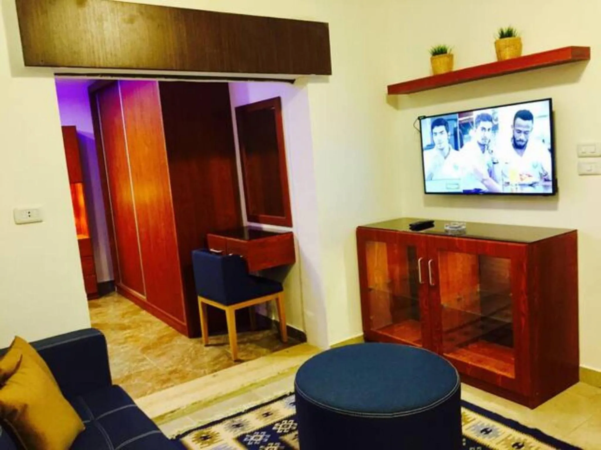 The Royal Luxury Lion Patio