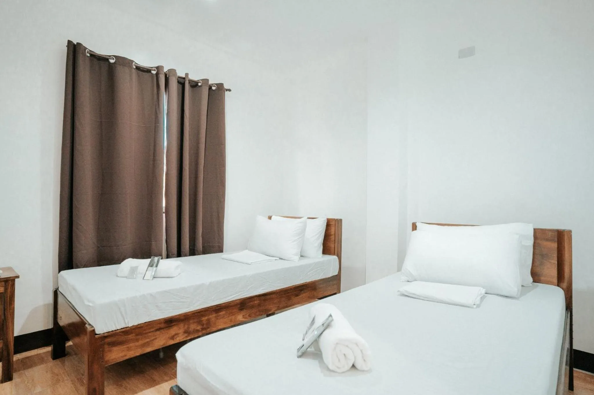 Bed in Sonora's Inn, Coron