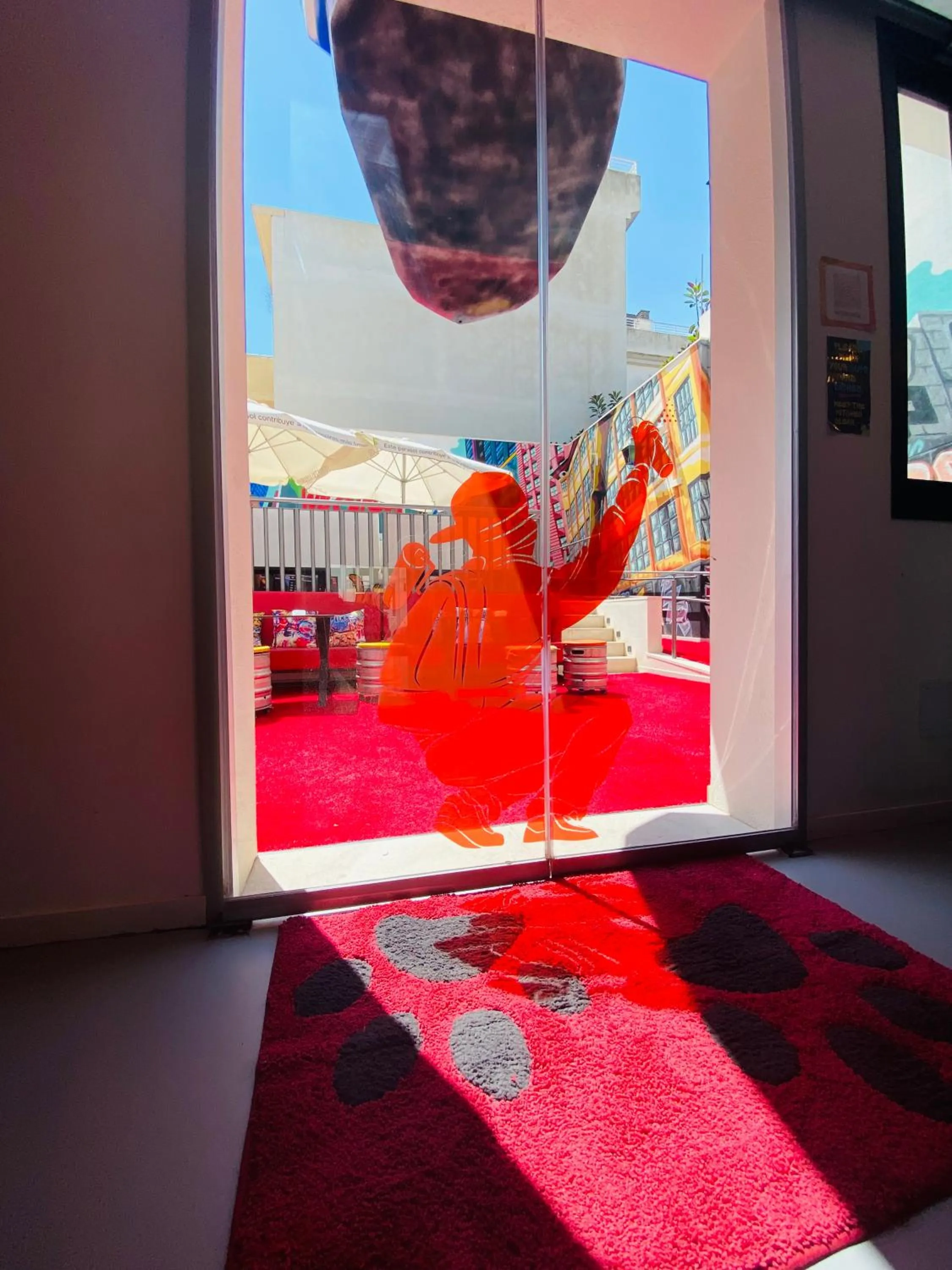 We Street Hostel - Albergue