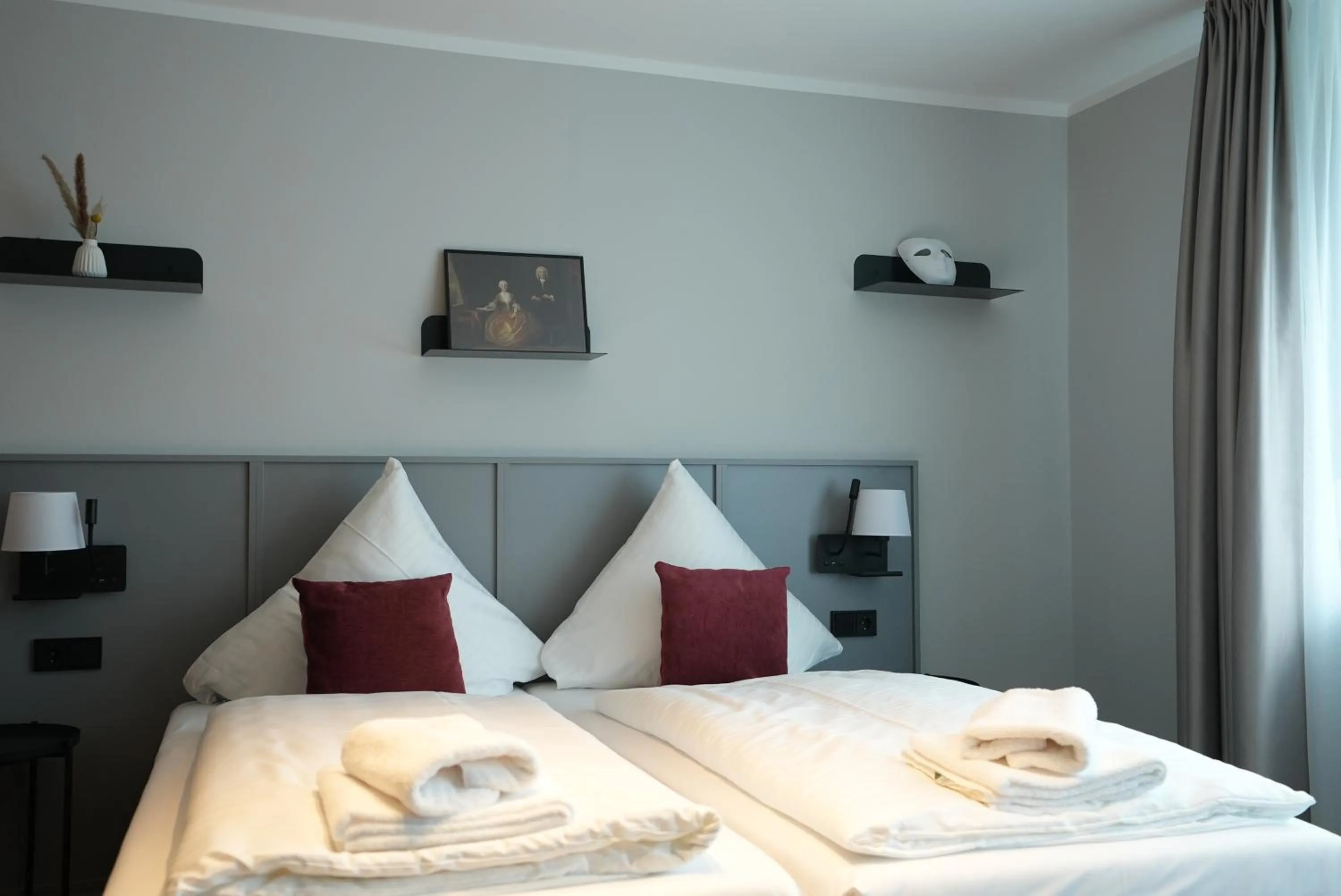 Photo of the whole room, Bed in Boutique Kaiser - Hotel & Apartments