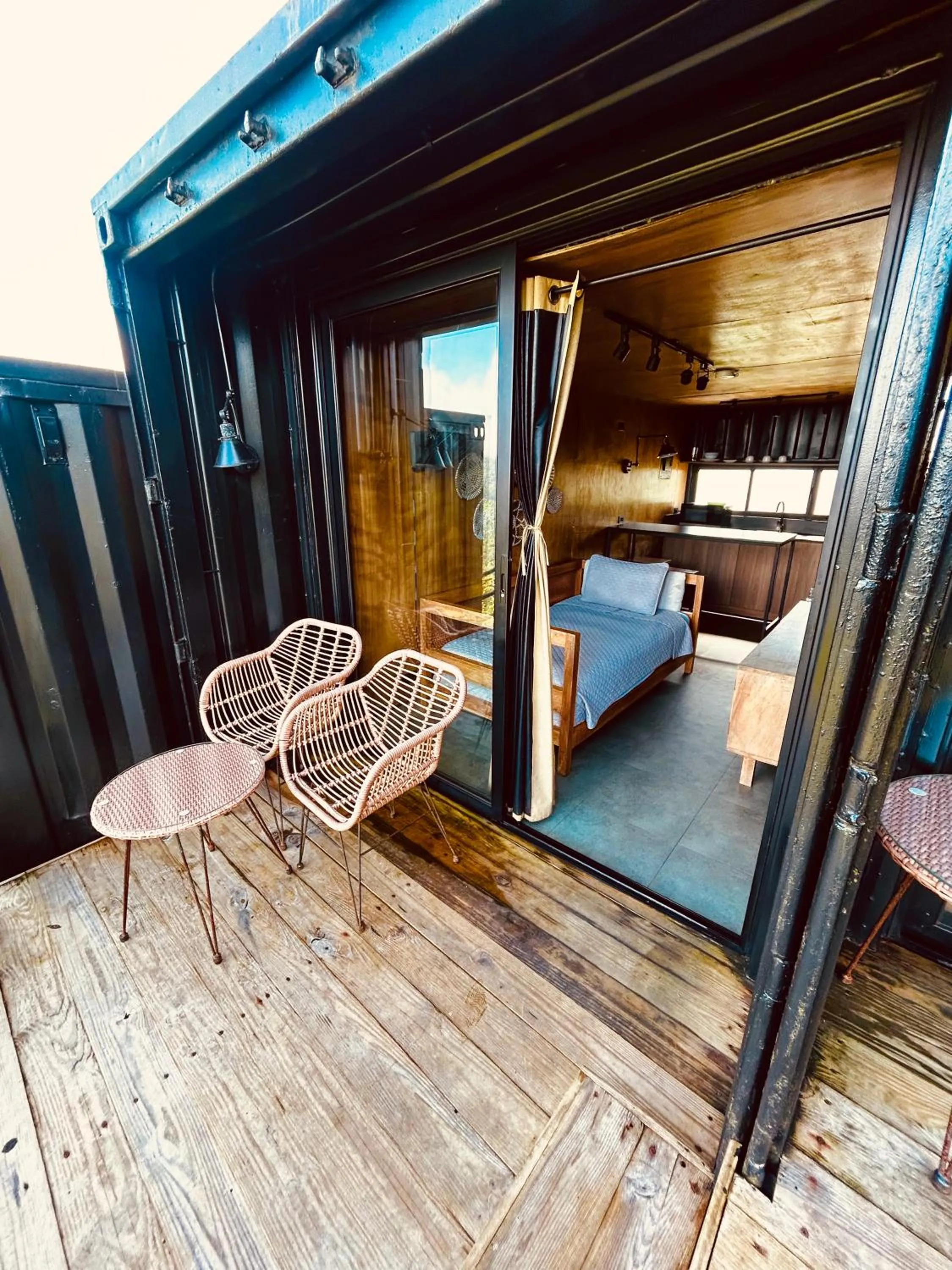 Balcony/Terrace, Bed in Nomada Republic Hotel El valle