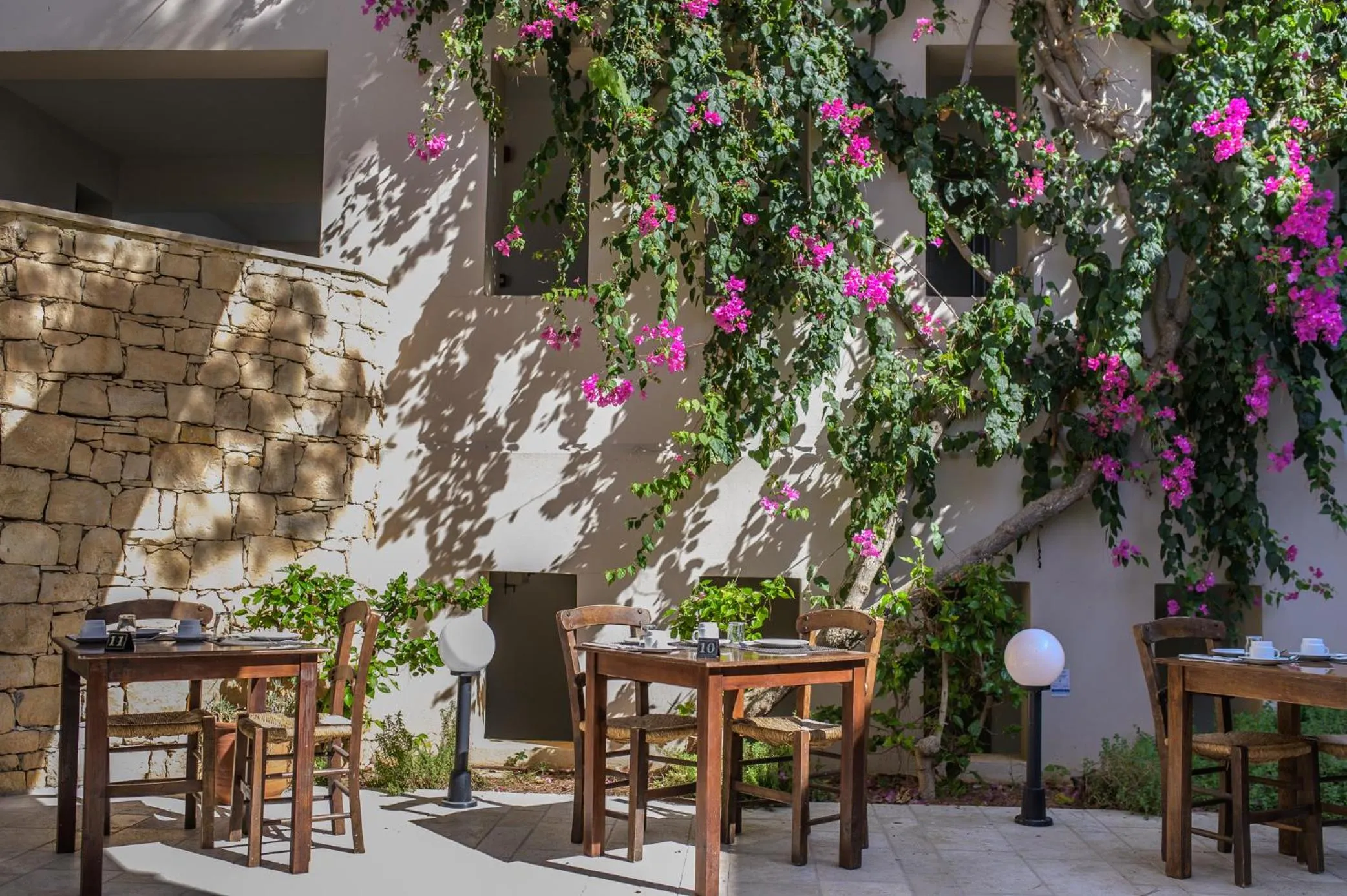 Restaurant/places to eat in Castello Village Resort