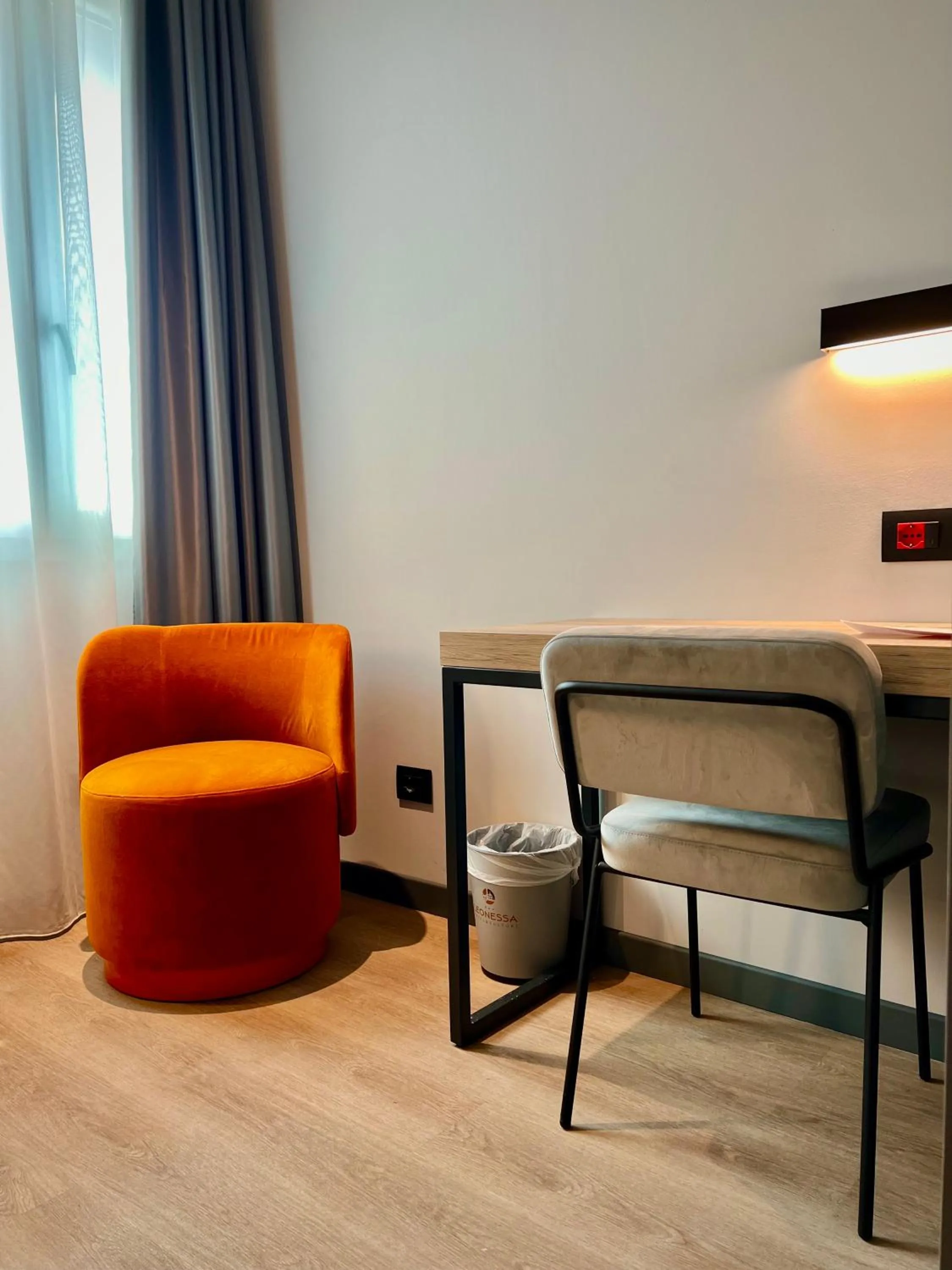 Seating area in Hotel Leonessa