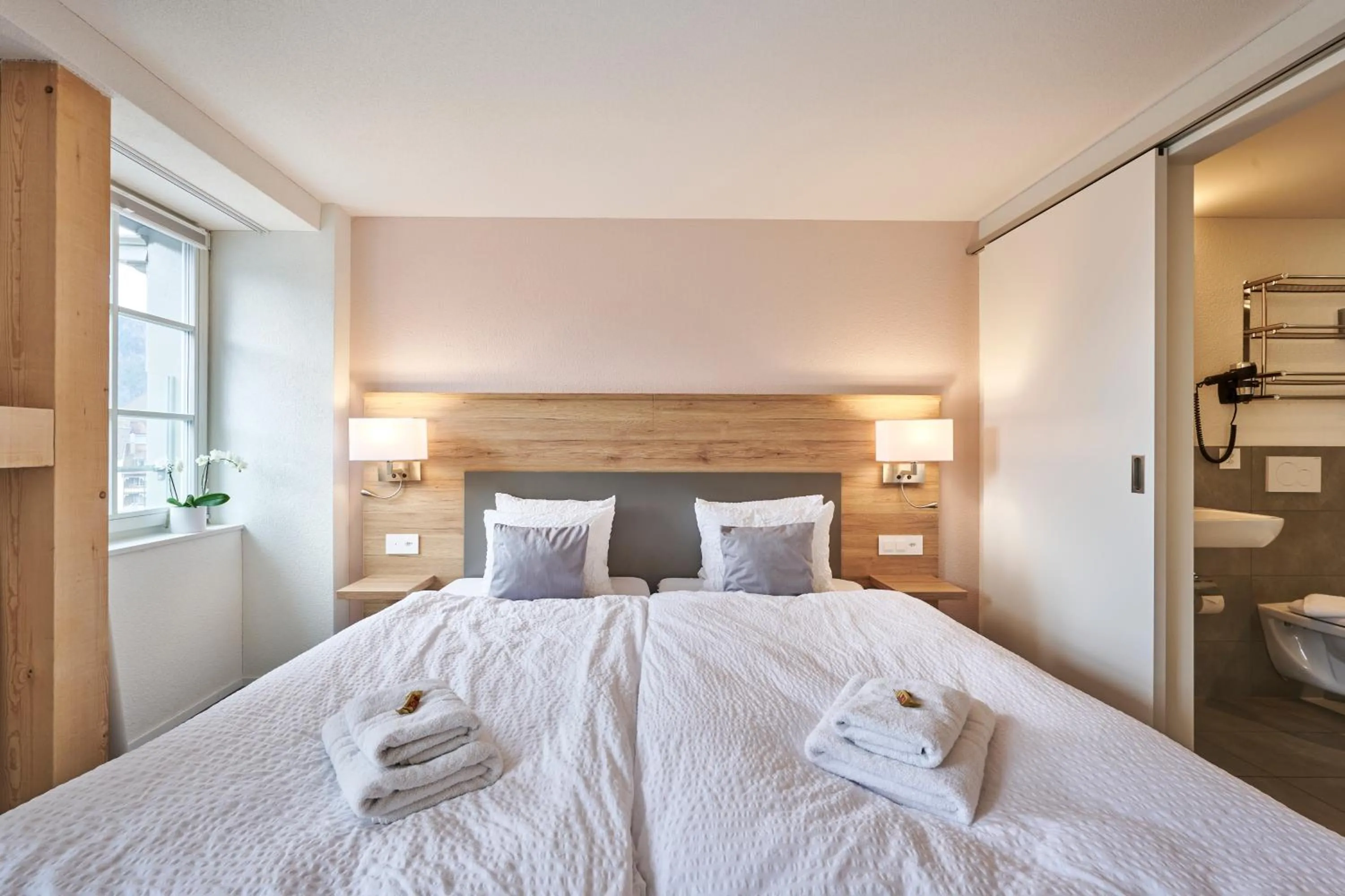 Bed in Aparthotel Krone - Self Check-In